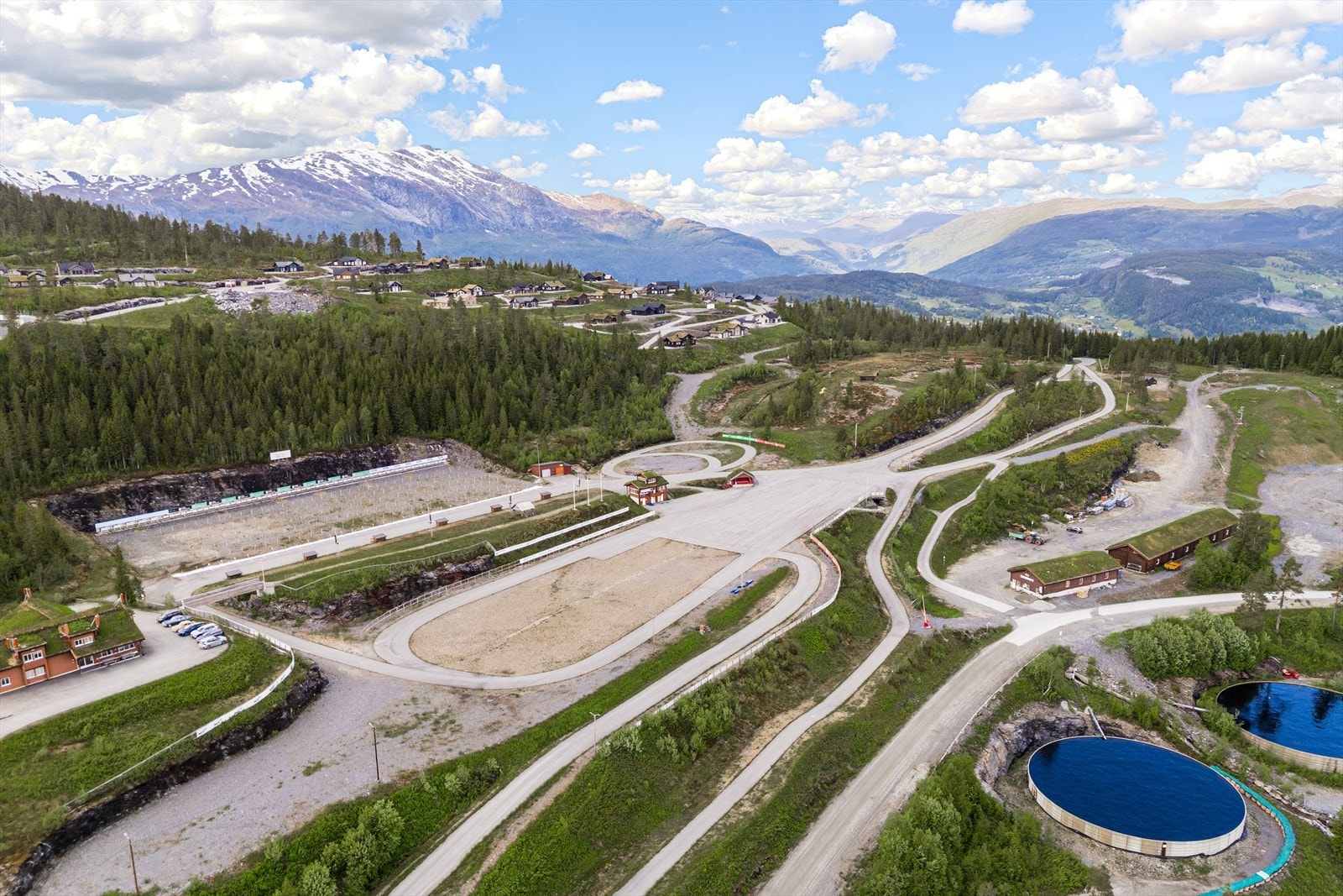 Skianlegg for rulleski om sommer. Digg å være på hytta hele året på Voss. Galleribilde