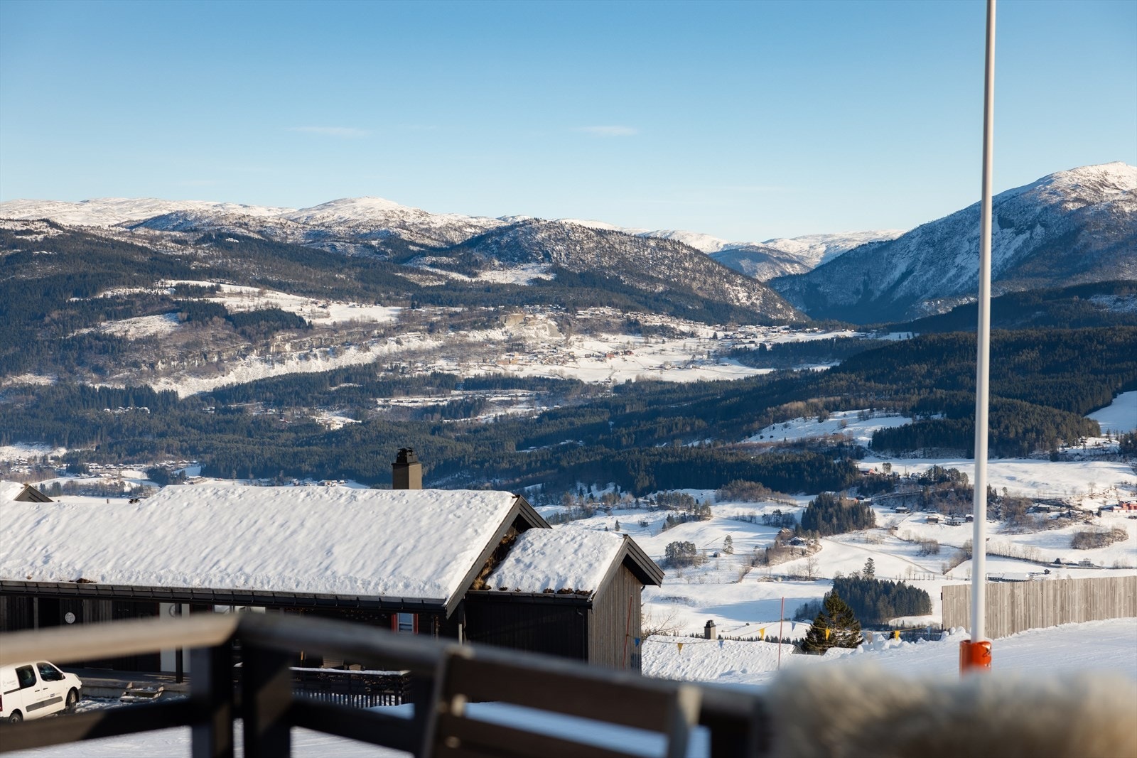 Utsikten man drømmer om, fra egen terrasse! Galleribilde
