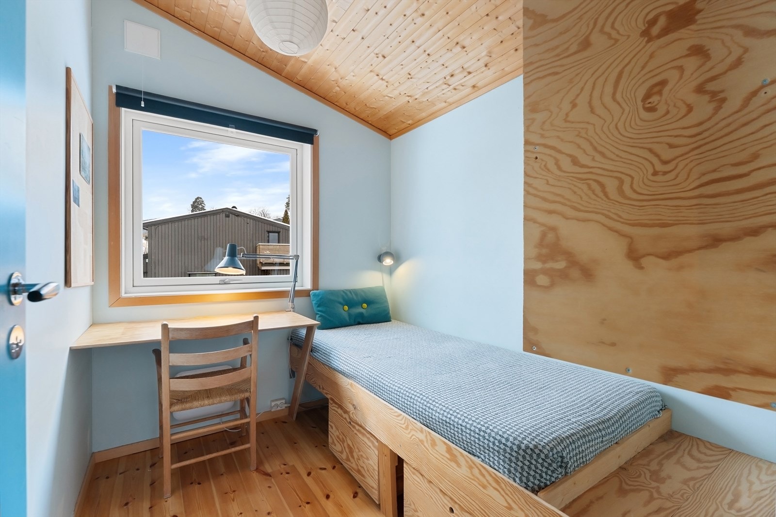 Rommene egner seg godt som barnerom, gjesteværelse eller kontor. Galleribilde