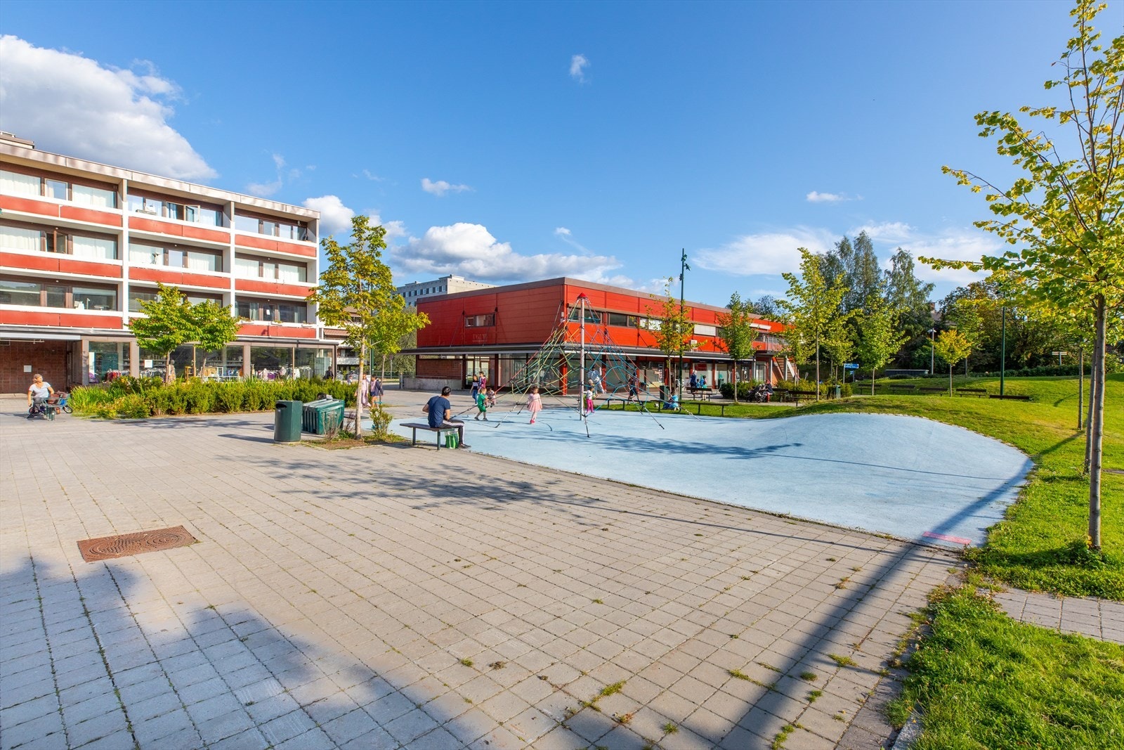 Haugenstua Sentrum Galleribilde