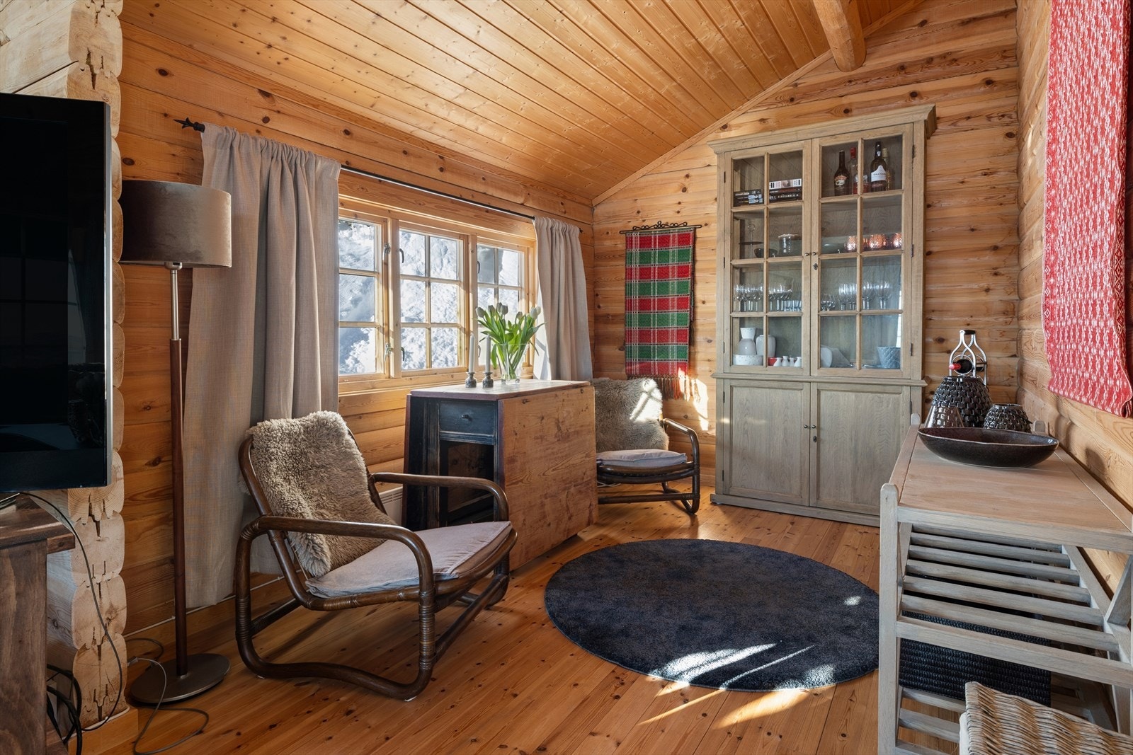 En hyggelig krok gir rom for avslapning med en god bok eller som en ekstra sitteplass. Galleribilde