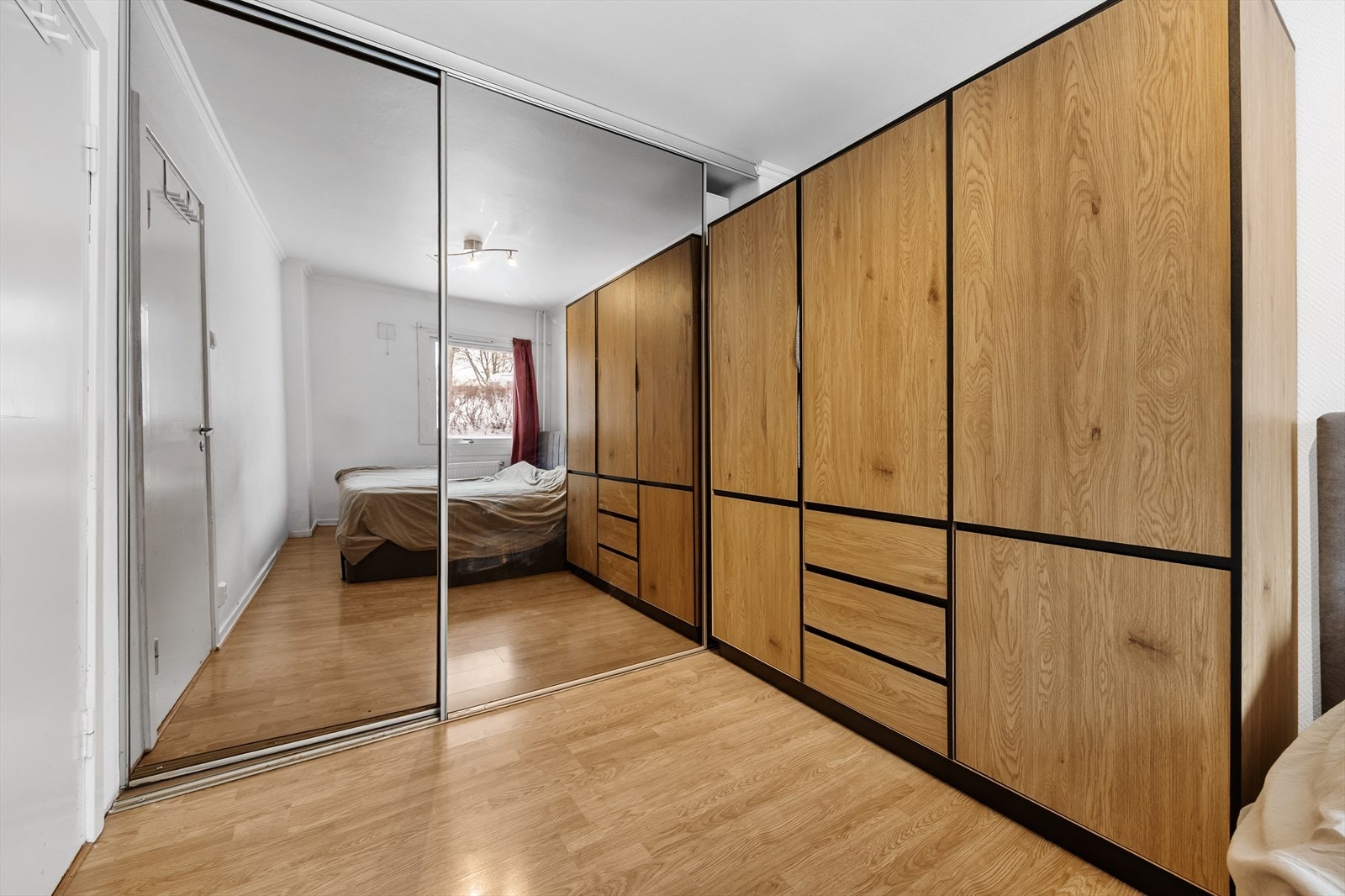 Leiligheten har to gode soverom, som gir fleksible innredningsmuligheter. Galleribilde