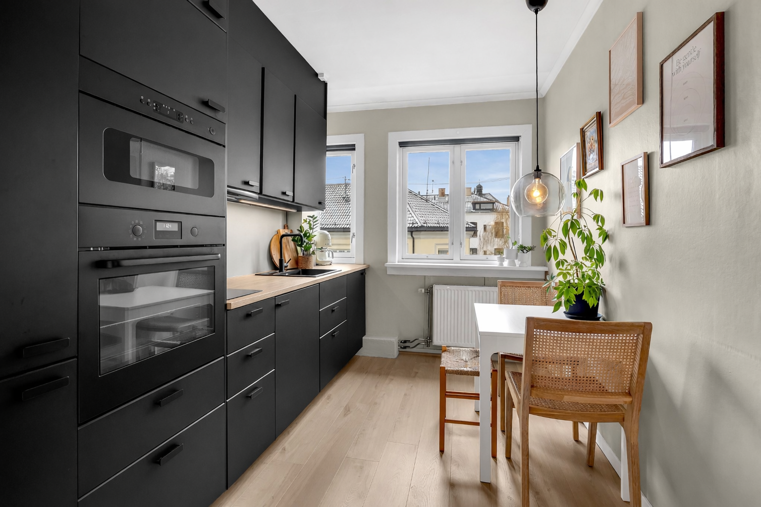 Velkommen til Vidars gate 4 - Innbydende og sjarmerende 1-roms med sovealkove! Galleribilde