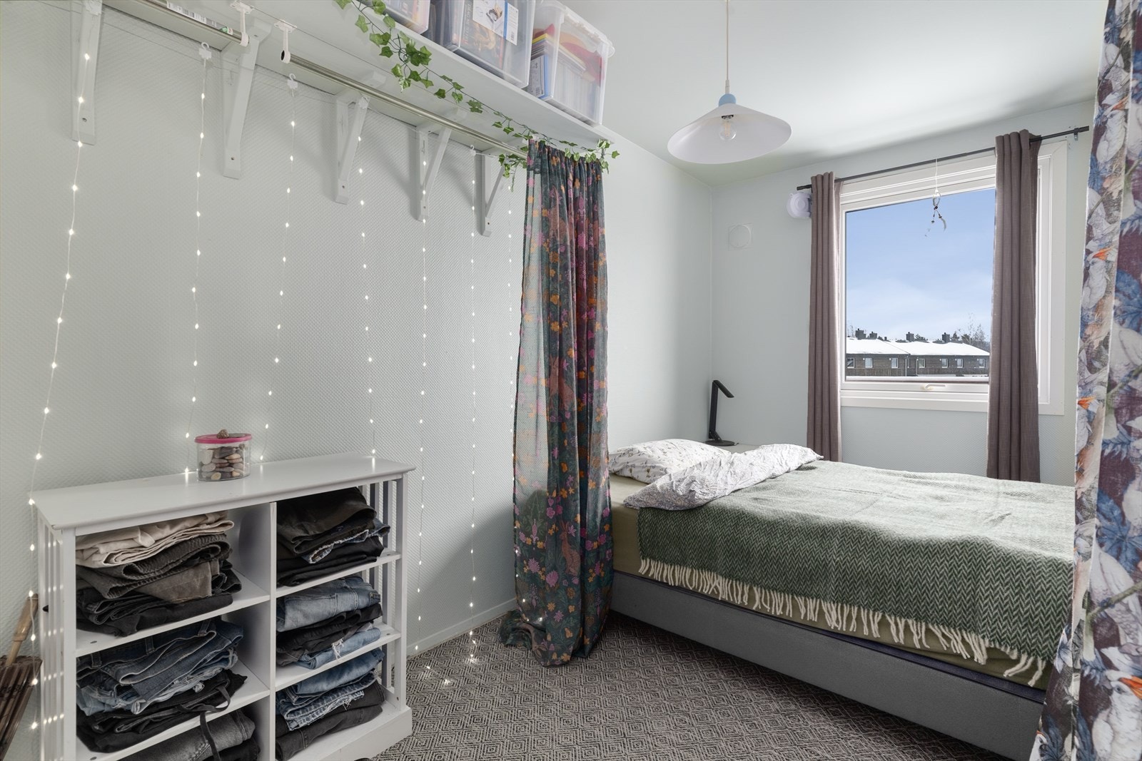 Det andre soverommet i 2. etasje er også østvendt. Galleribilde