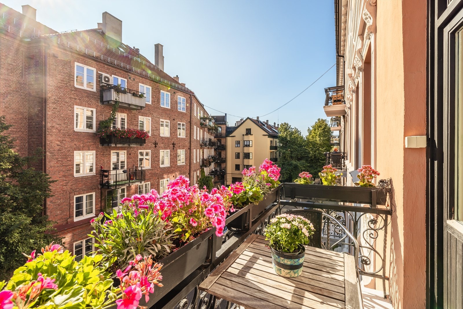 Her kan morgenkaffen nytes med gode lysforhold. Galleribilde