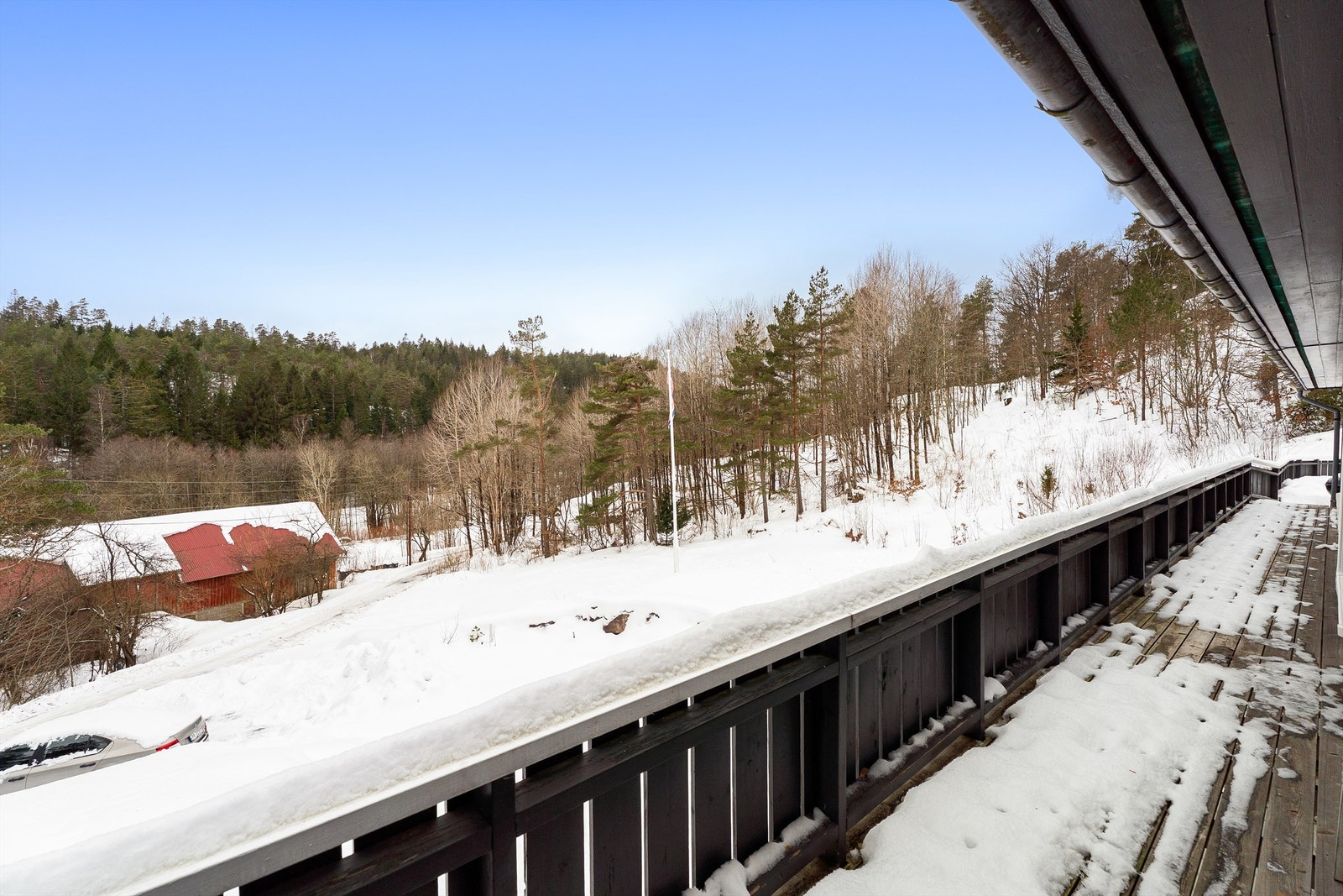 1.etg - utsikten fra terrassen fra master Galleribilde