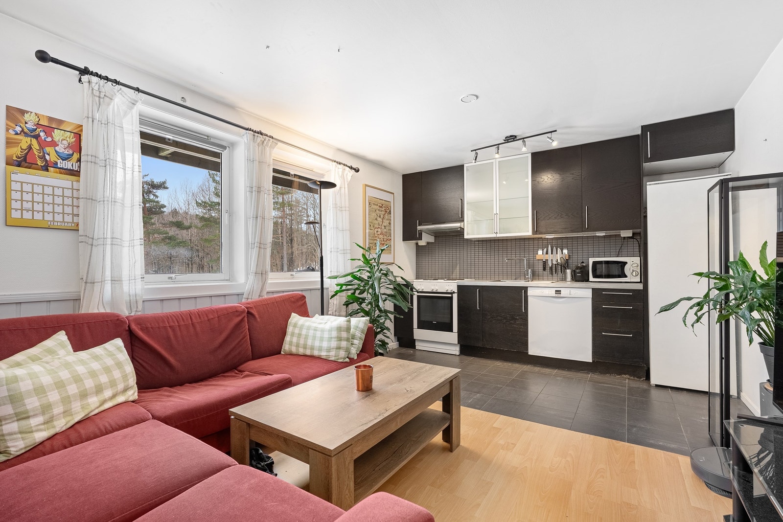 U.etg (Leilighet)- Stue m/ kjøkken fra 2005 Galleribilde