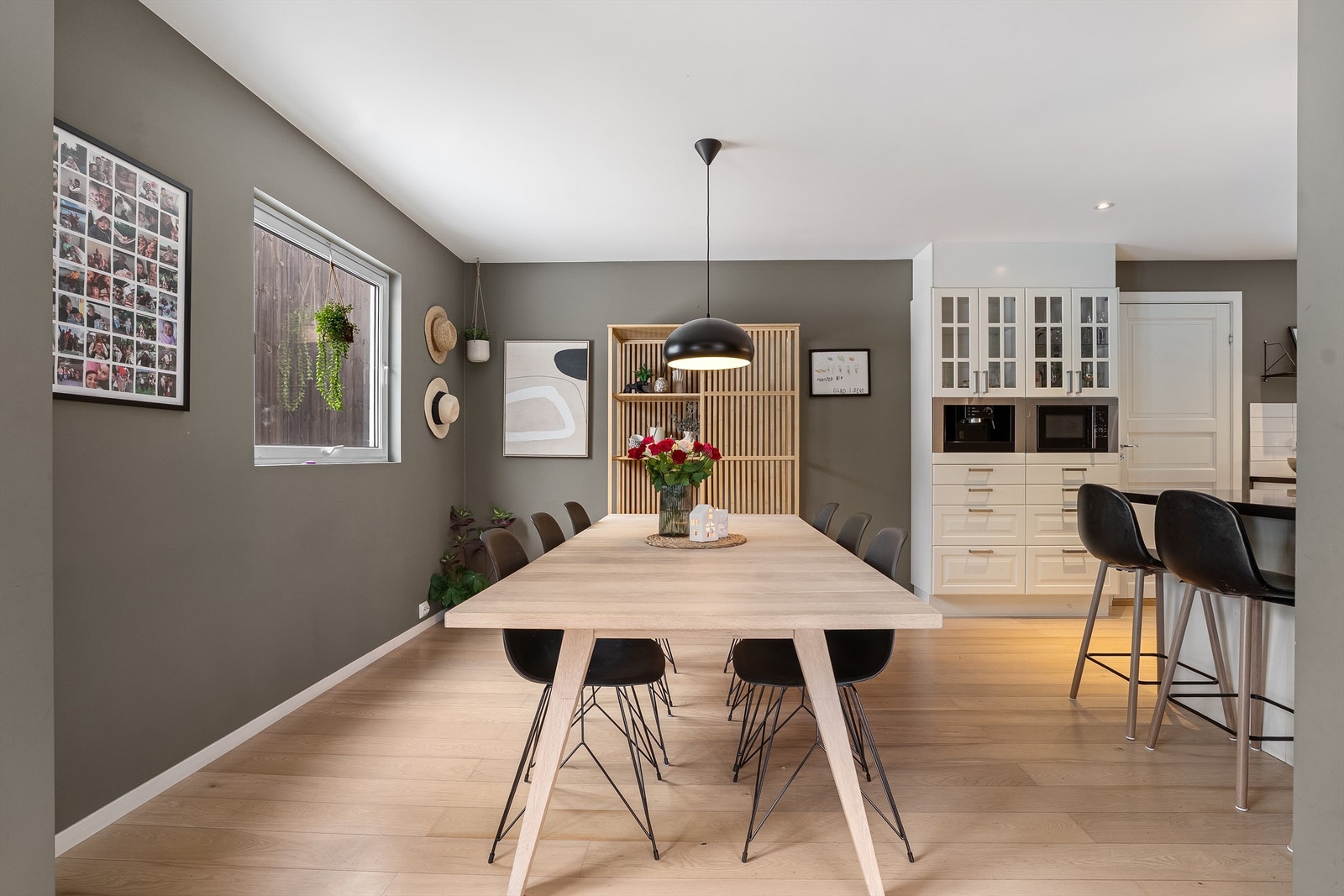 1.etg - Spisestue Galleribilde