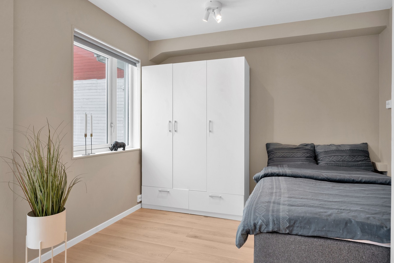 God oppbevaringsplass og romfølelse. Galleribilde