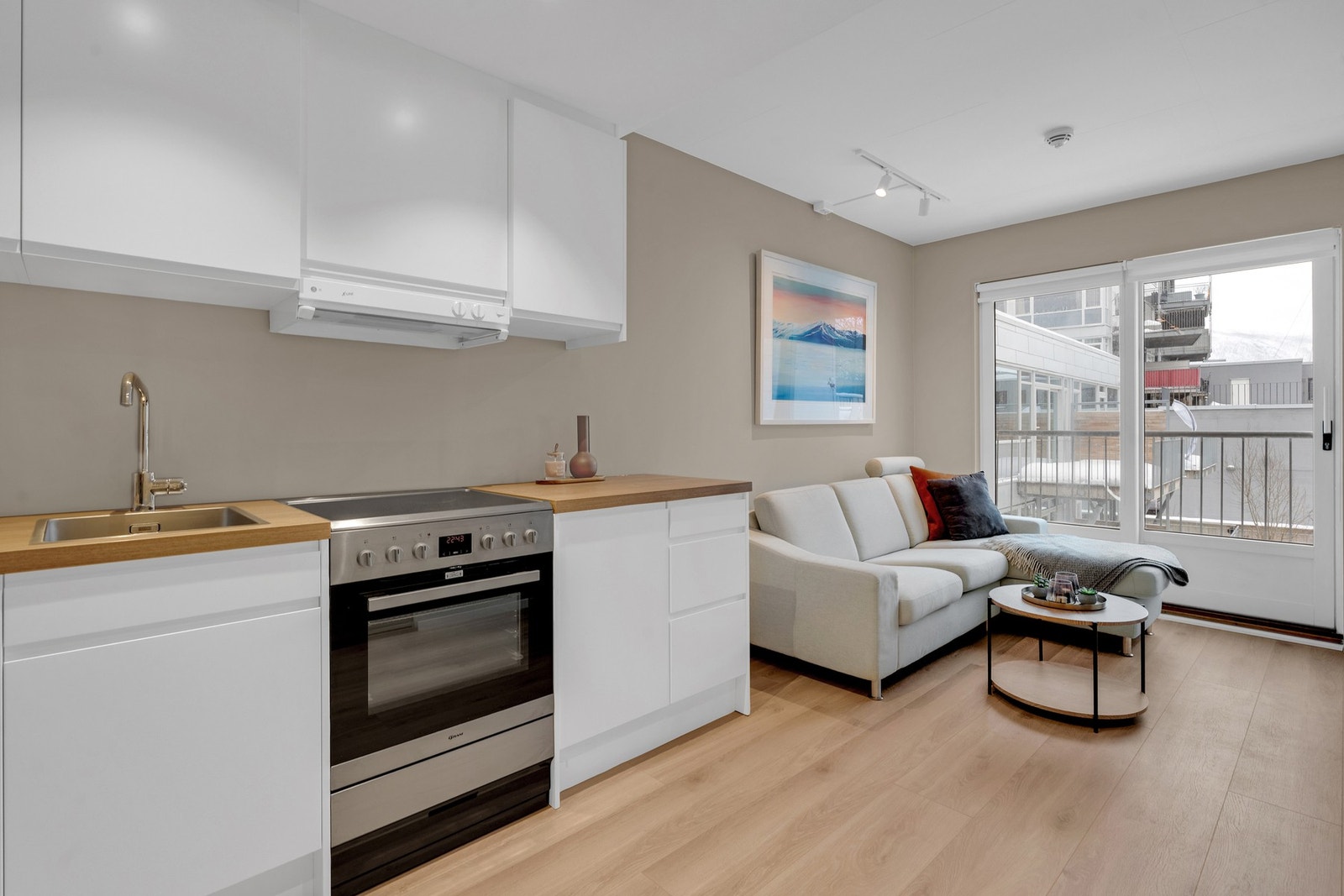 Her får du en koselig og moderne bolig med alt du trenger. Galleribilde