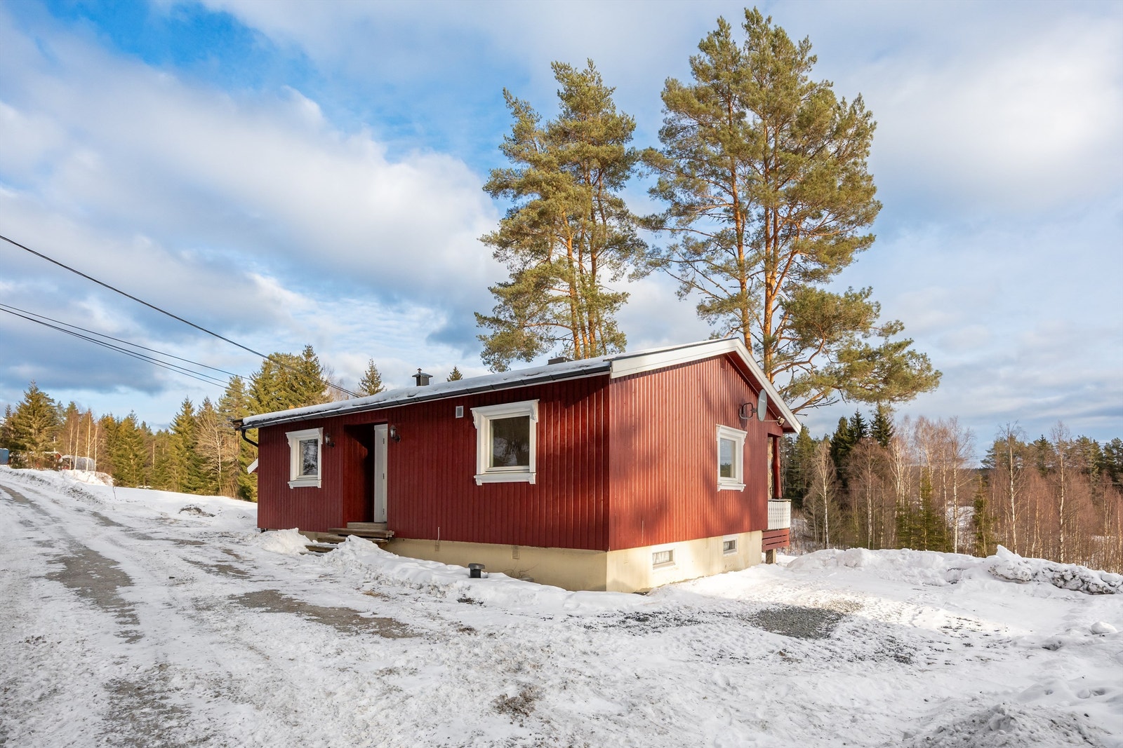 Her er det gode muligheter for dyrehold, med store uteområder og natur rett utenfor døren. Galleribilde
