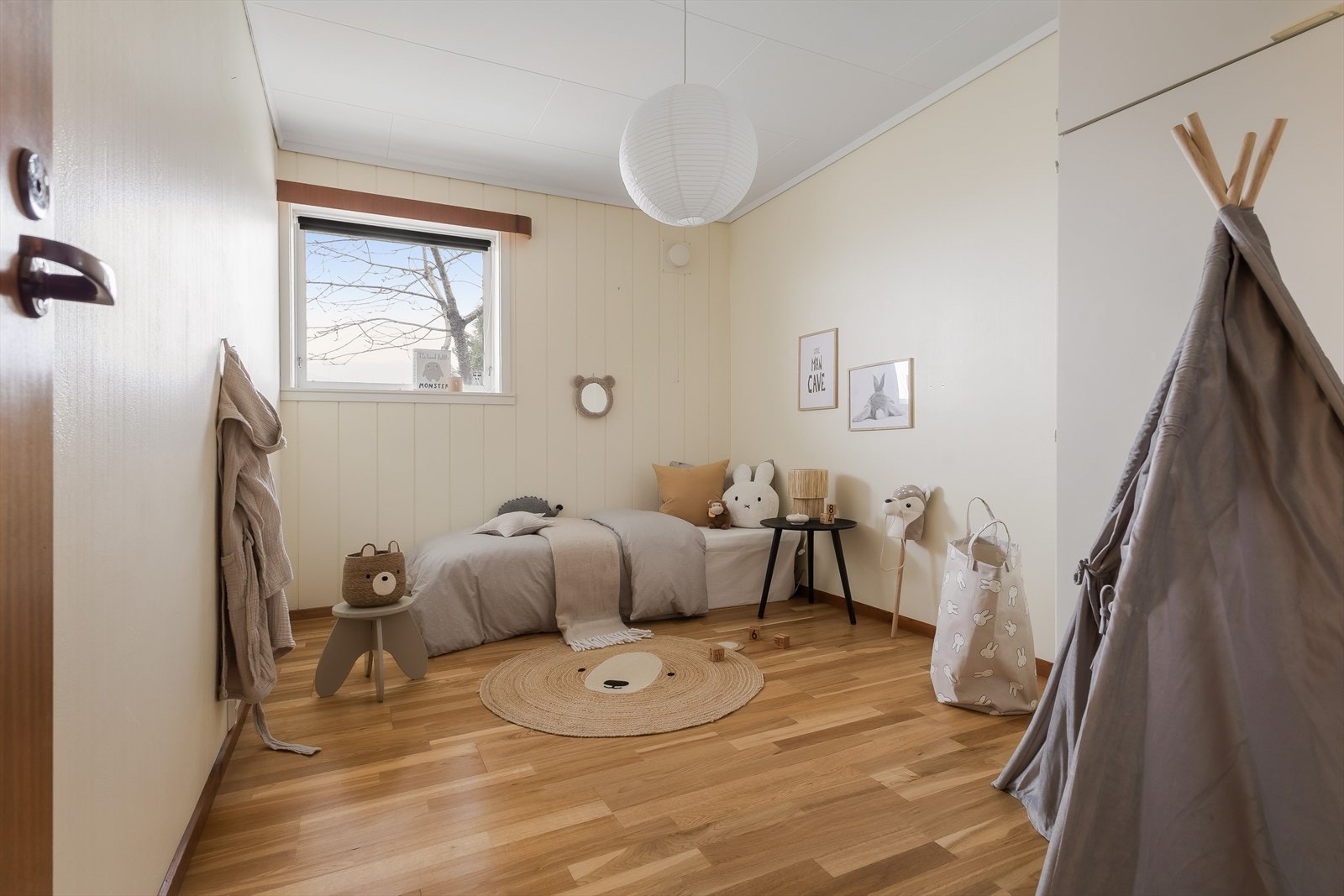 | Soverom 3 | I denne etasjen finner vi tre soverom, alle av god størrelse Galleribilde