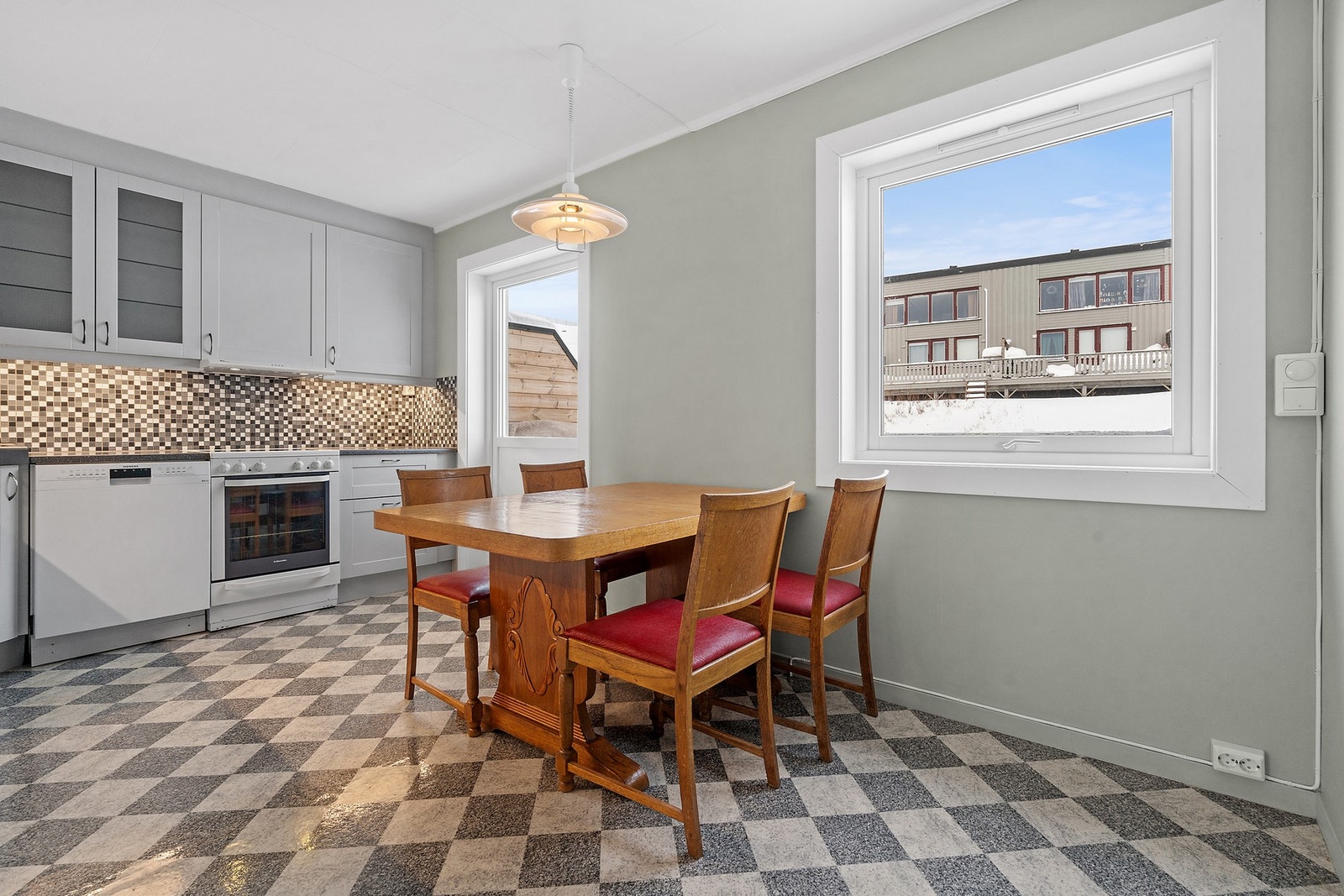 Pent spisekjøkken Galleribilde