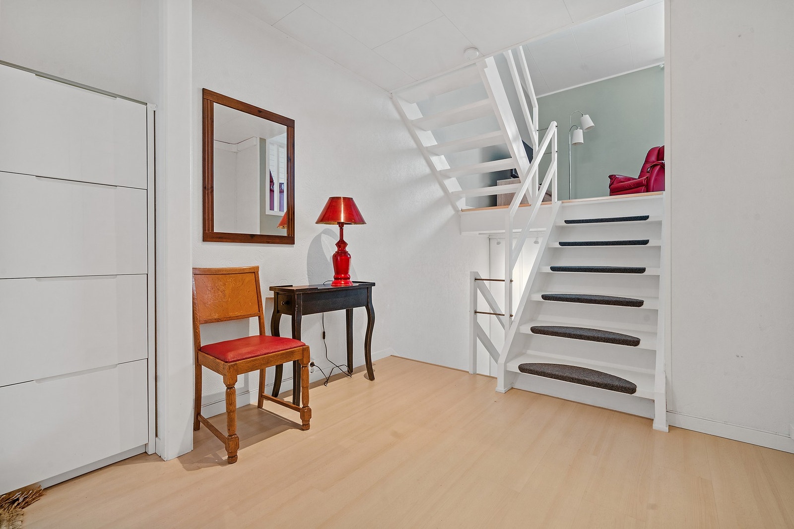 Trapperom / Hall Galleribilde