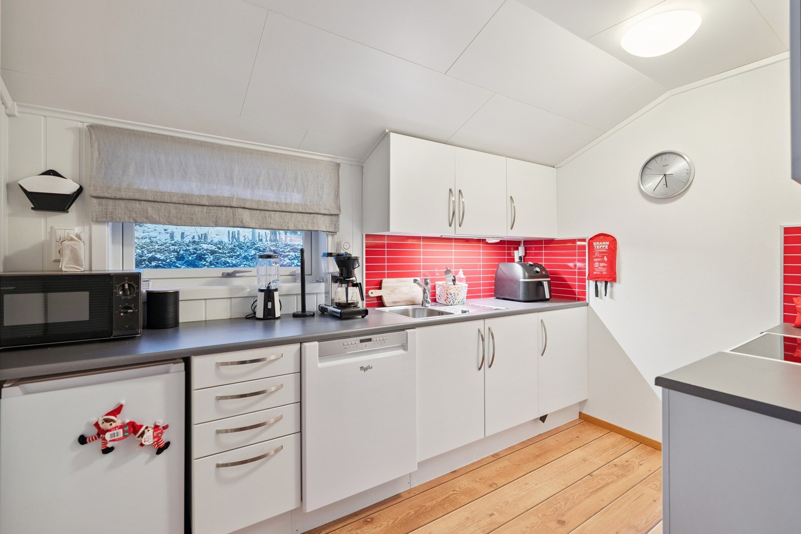 Leieforholdet er etablert som tidsbestemt avtale med årlig fornyelse og tre måneders oppsigelsesadgang. Galleribilde