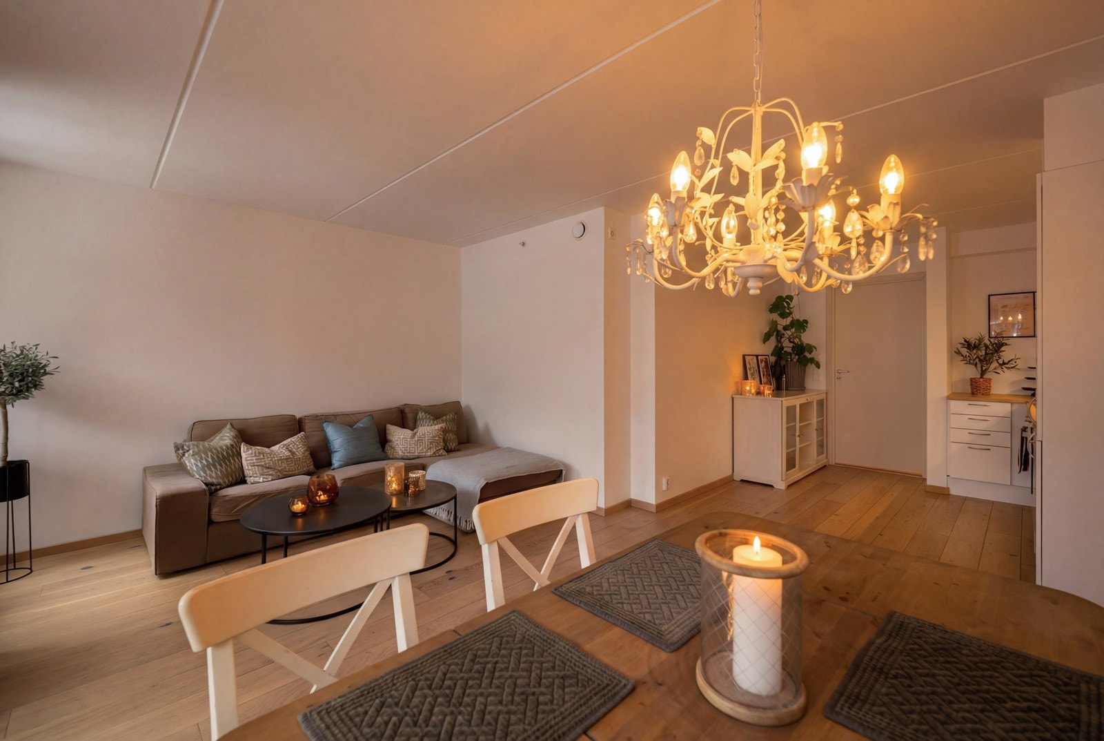 Kveldsstemning i Øraveien 3A Galleribilde