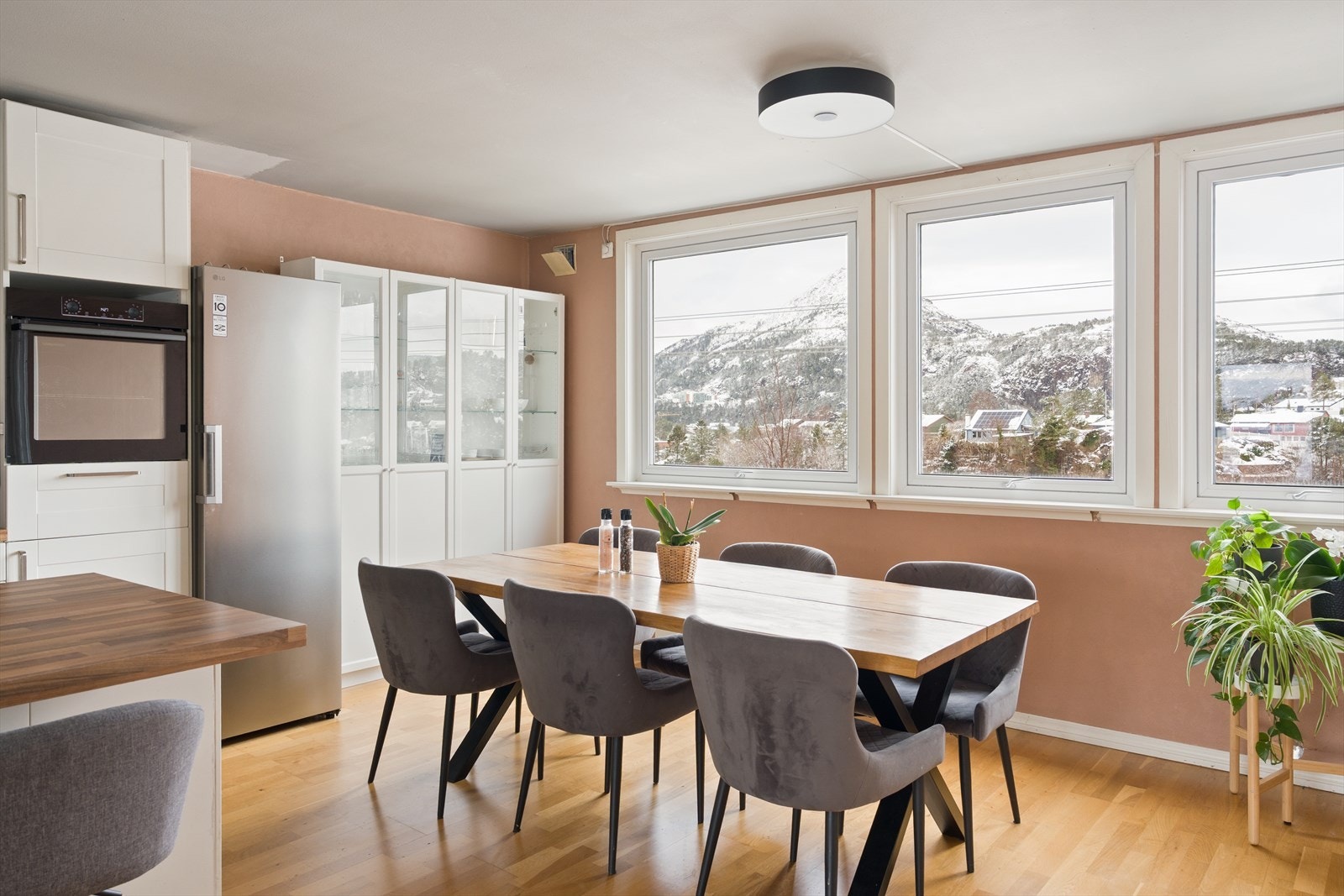 Et naturlig samlingspunkt for familie og venner. Galleribilde