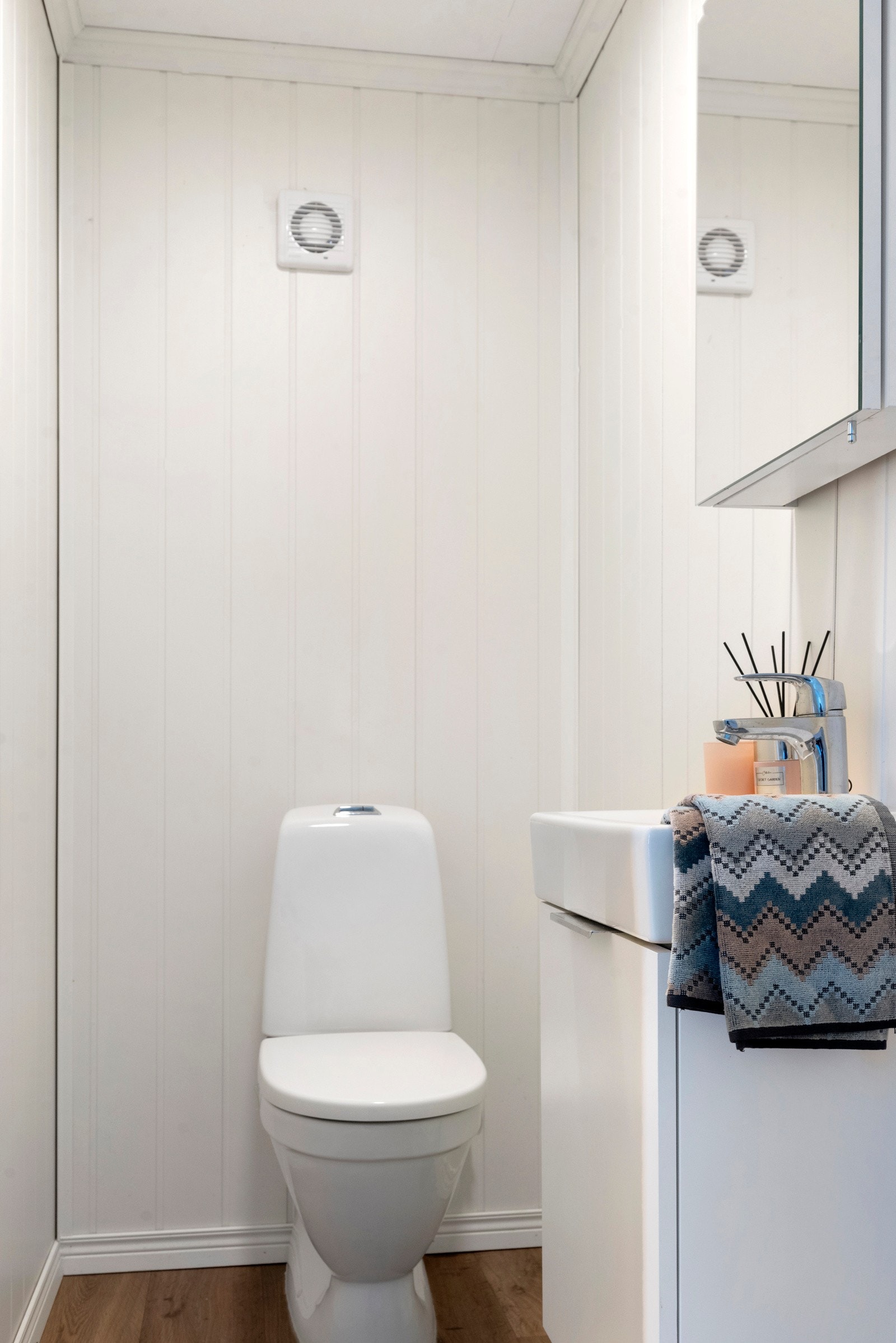 Toalett Galleribilde