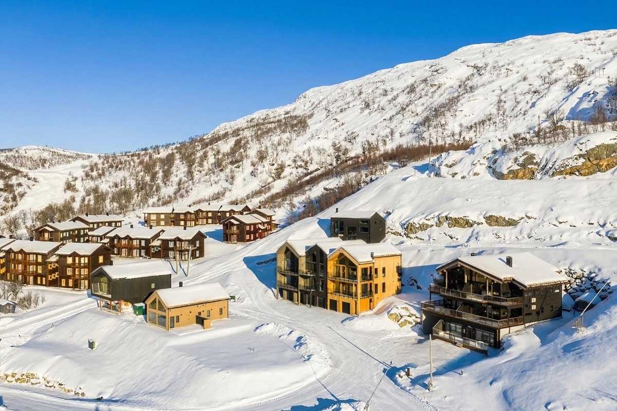 Råflott leilighet med unik beliggenhet med skibakken som nærmeste nabo. Galleribilde