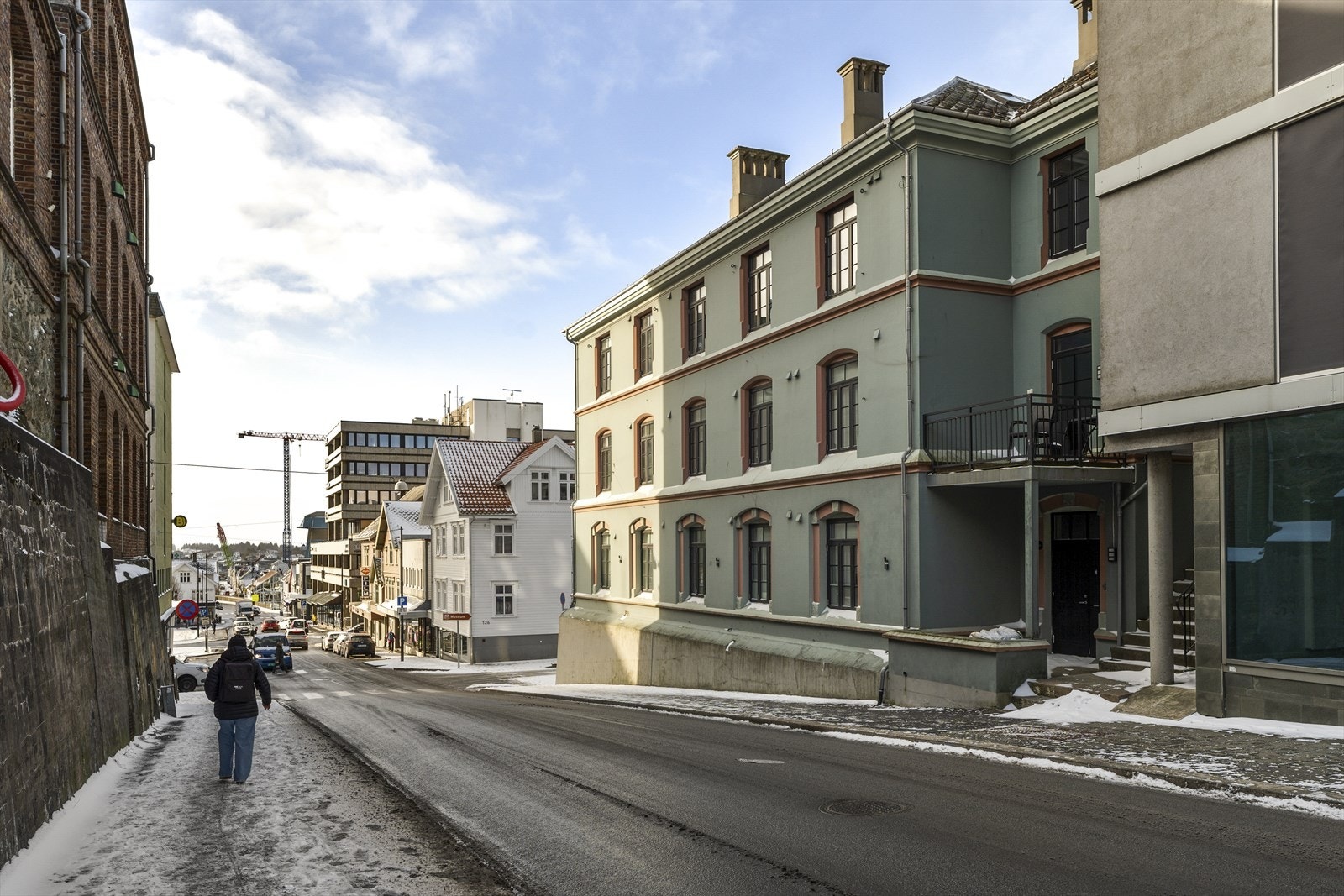 Perfekt beliggenhet om en ønsker en lettstelt tilværelse midt i sentrum med alt innenfor umiddelbar nærhet. Galleribilde