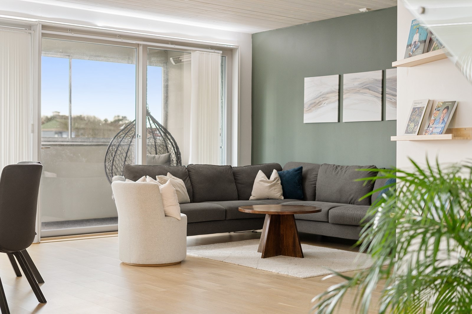 Tidsriktig og tiltalende farger som appellerer til de aller fleste. Galleribilde