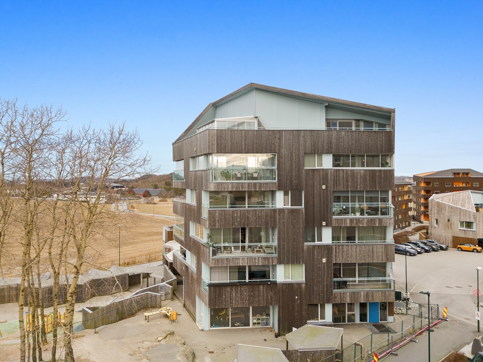 Richard Askjem V/ Eiendomsmegler 1 Sola presenterer Sandangersvingen 7! Galleribilde