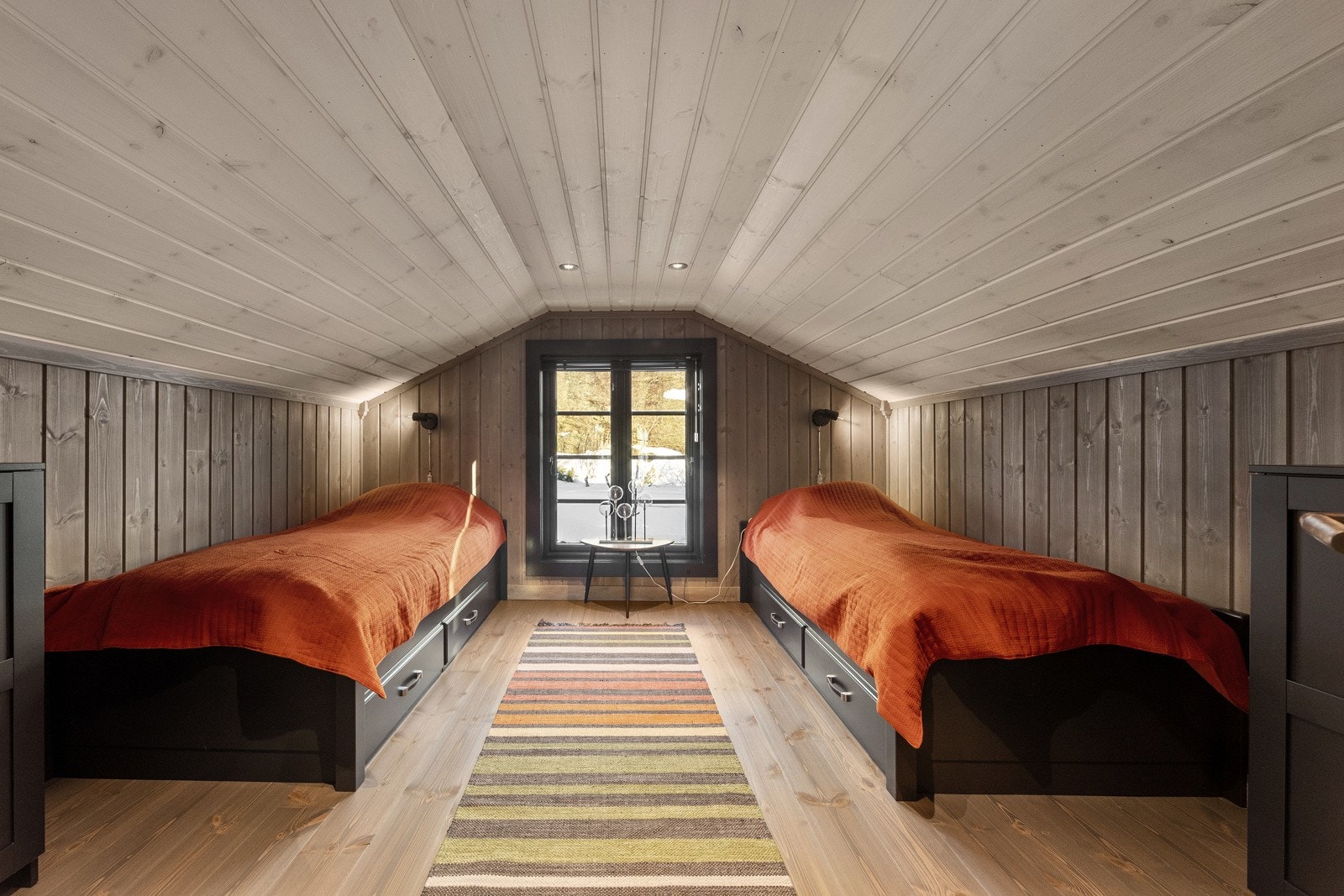 Hemsens utforming gir gode overnattingsmuligheter for familie og gjester. Galleribilde