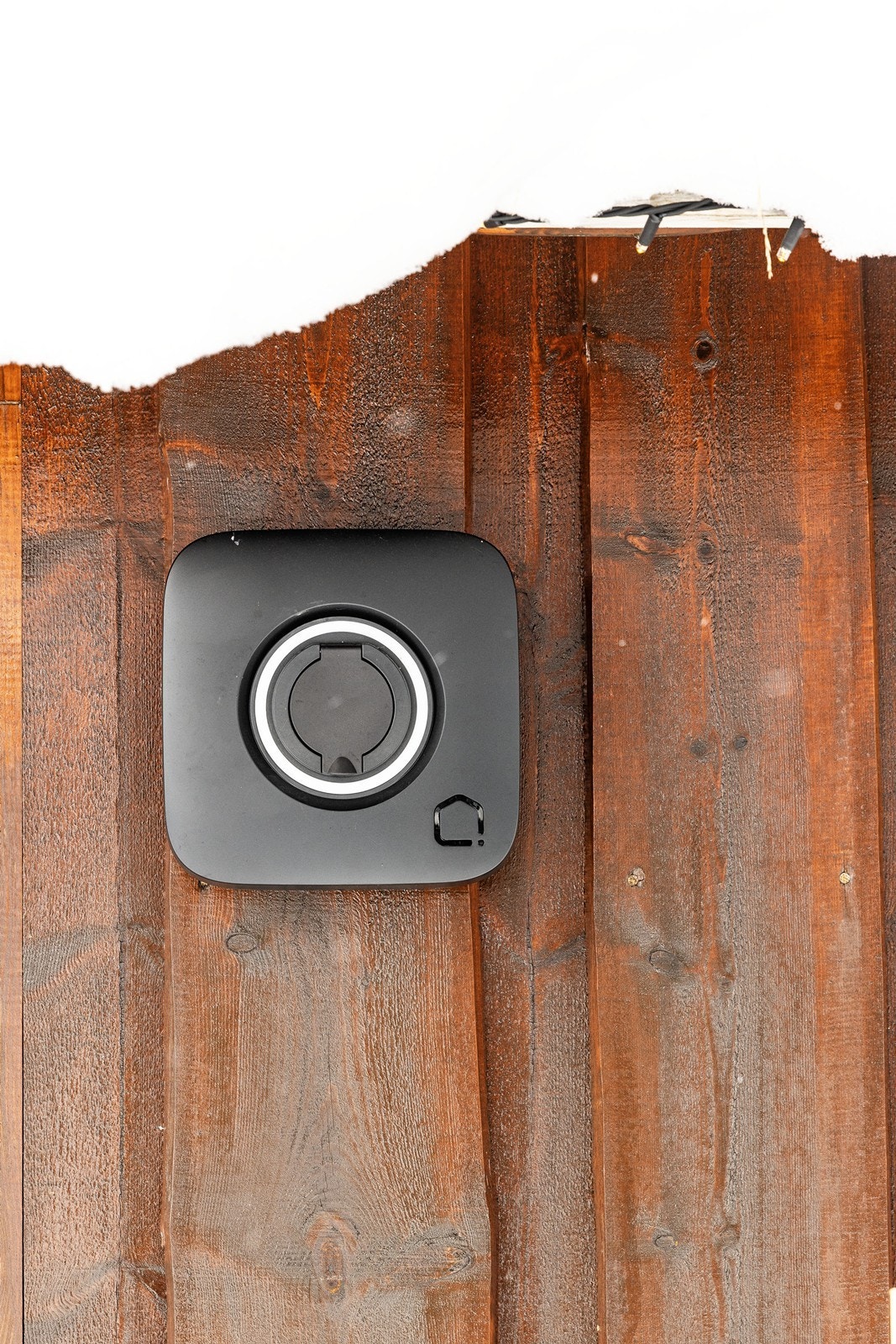 Kjør helt til hytta, og sett bilen direkte i laderen! Galleribilde