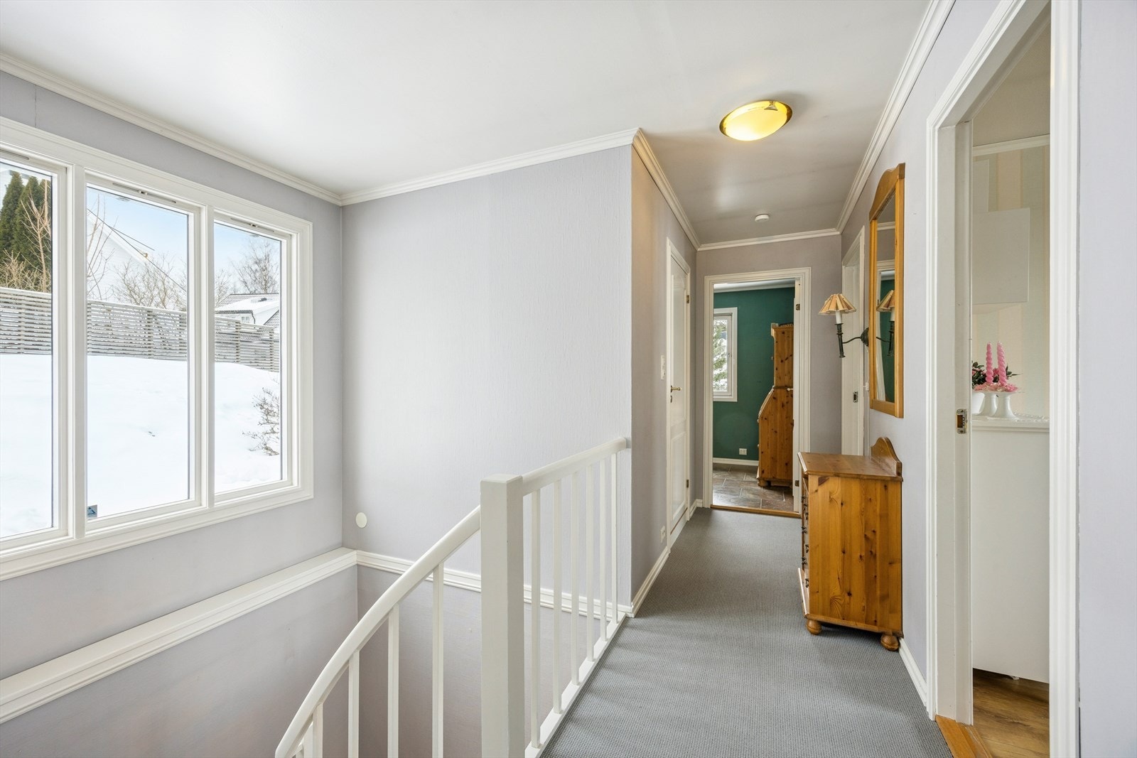 Trappegang med gode lysforhold. Galleribilde