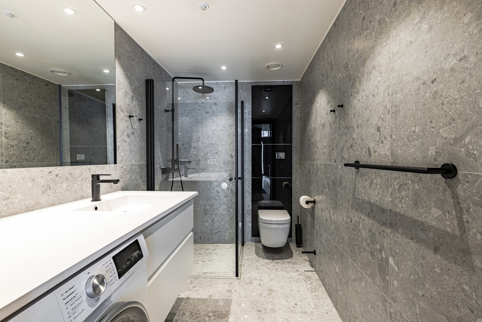 Delikat baderom. Galleribilde