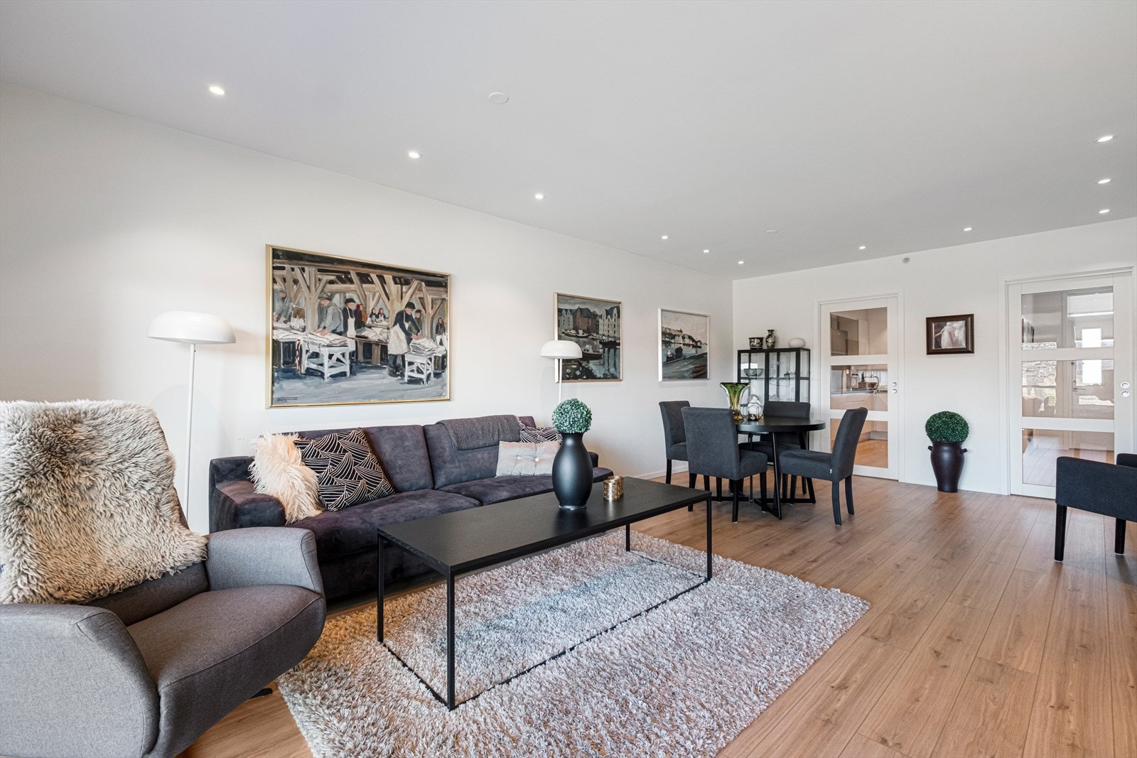 Lys og trivelig stue Galleribilde