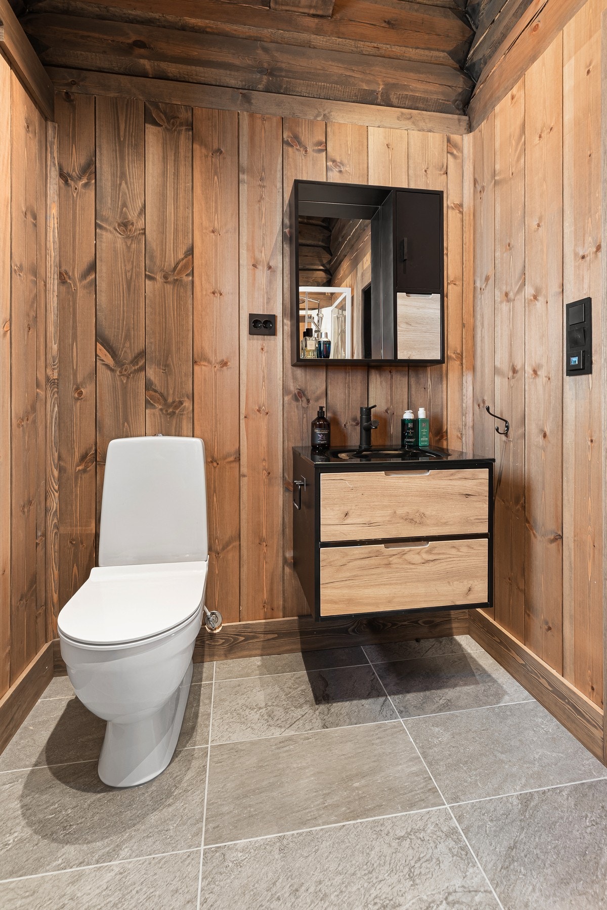 Videre finner du også et praktisk gjestetoalett Galleribilde