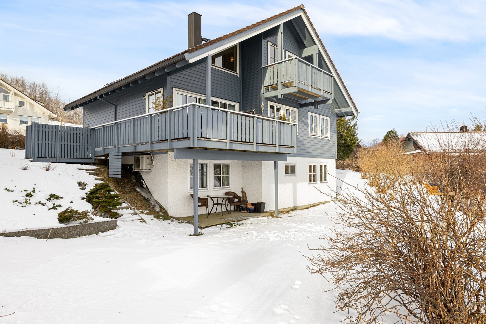 Fasadebilde tatt fra hagen. Galleribilde