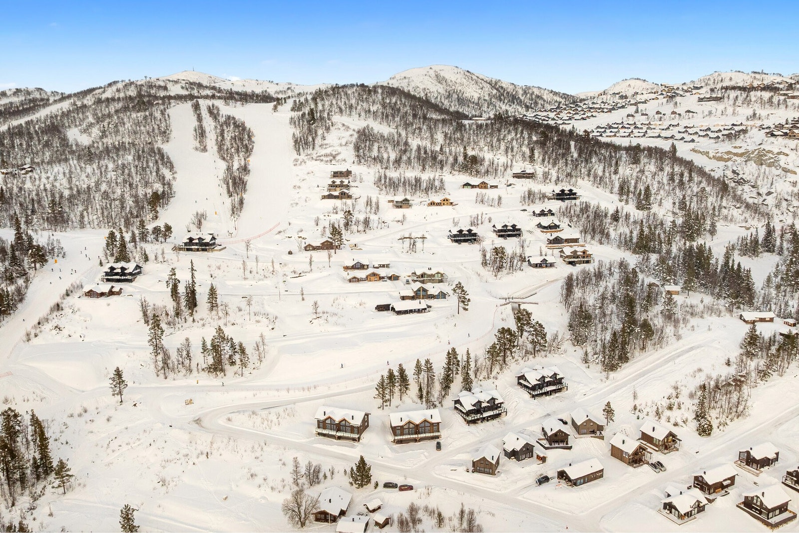 Hytta ligger 100m fra alpinbakken Galleribilde