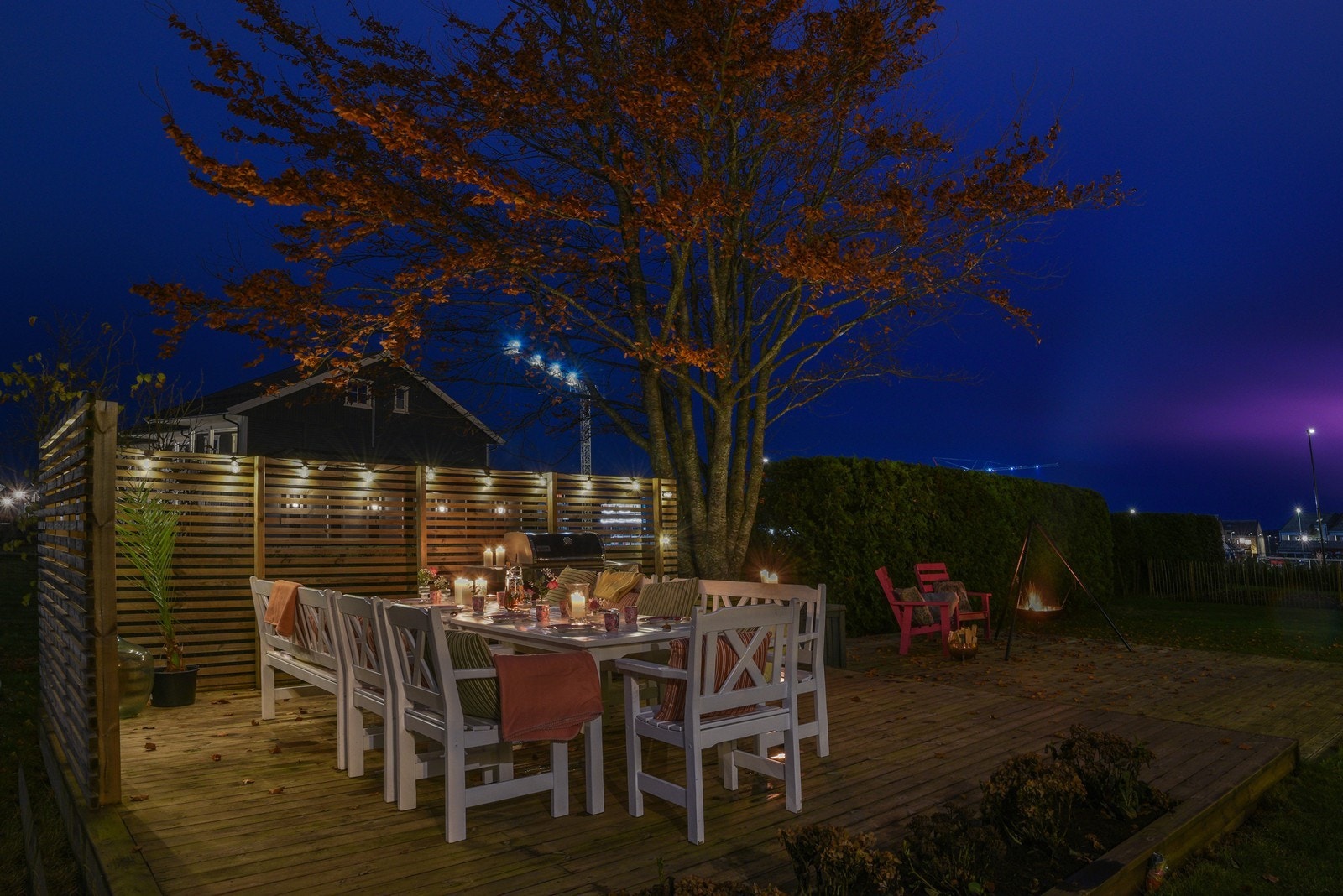 Terrasse på ca. 70 kvm skaper en perfekt ramme for sosiale sammenkomster og sommerdager ute. Galleribilde