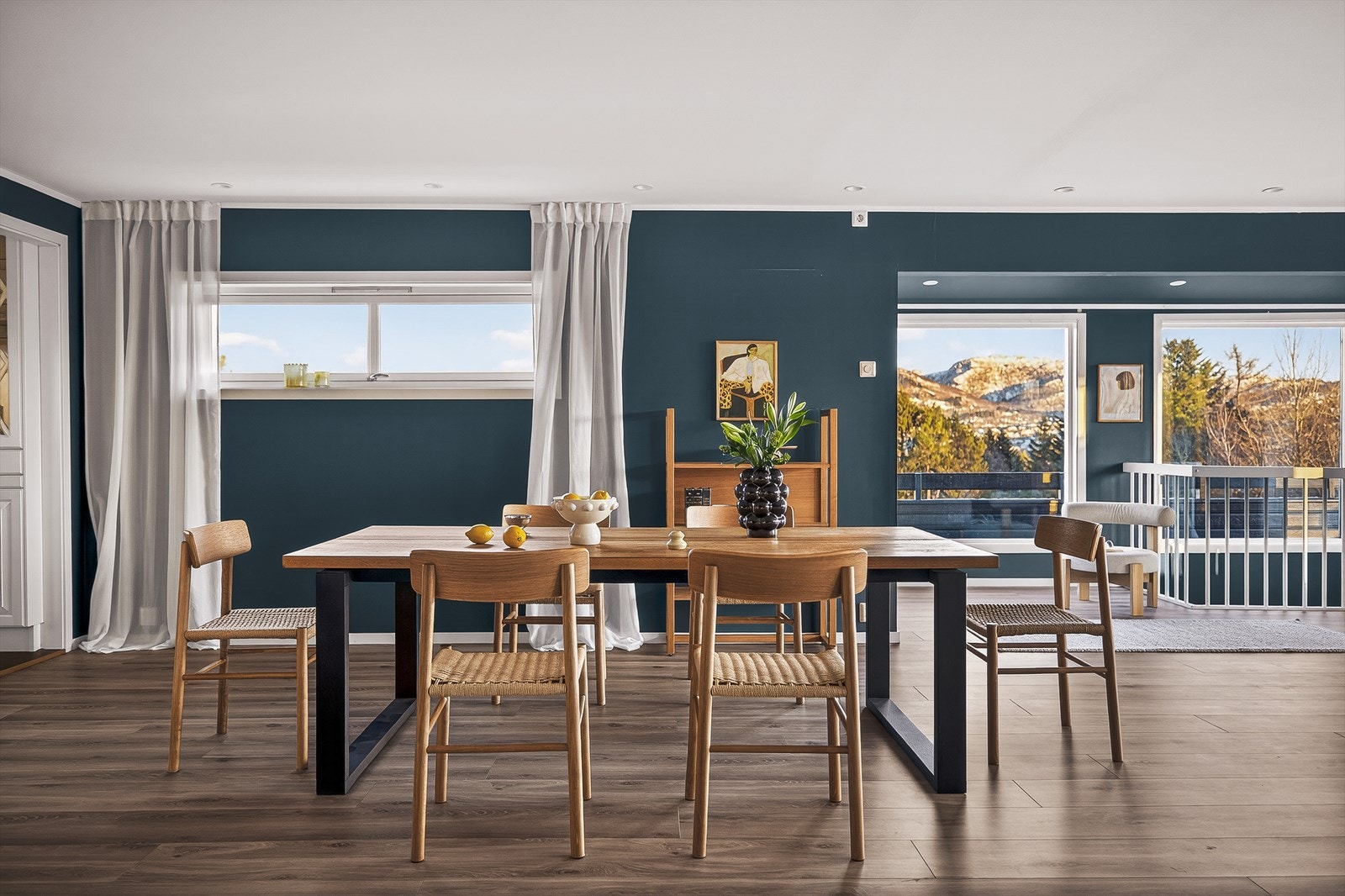 Her er god plass til å innrede spisestuen etter eget ønske. Galleribilde