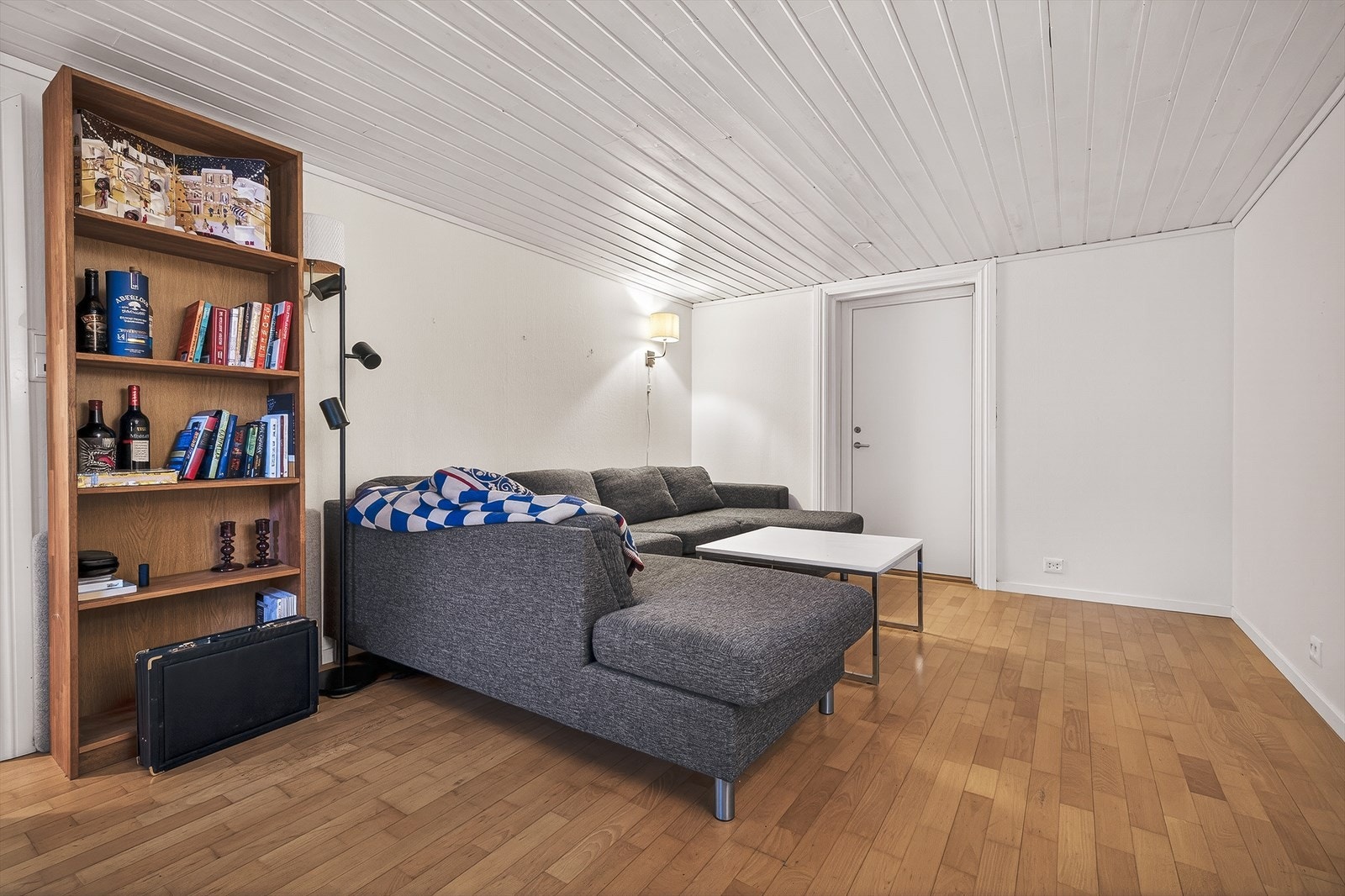 Hybelen måler 62 kvm og leies i dag ut for kr. 10 000,- i mnd. Galleribilde