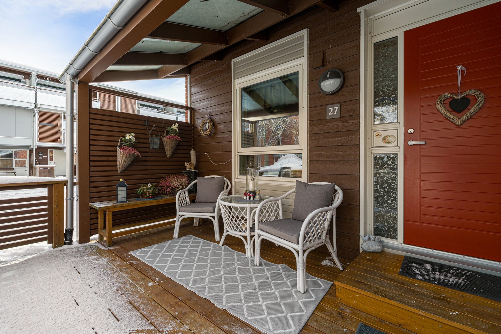 På framsiden av lavrekkehuset er det også muligheter for å innrede med en mindre sittegruppe. Galleribilde