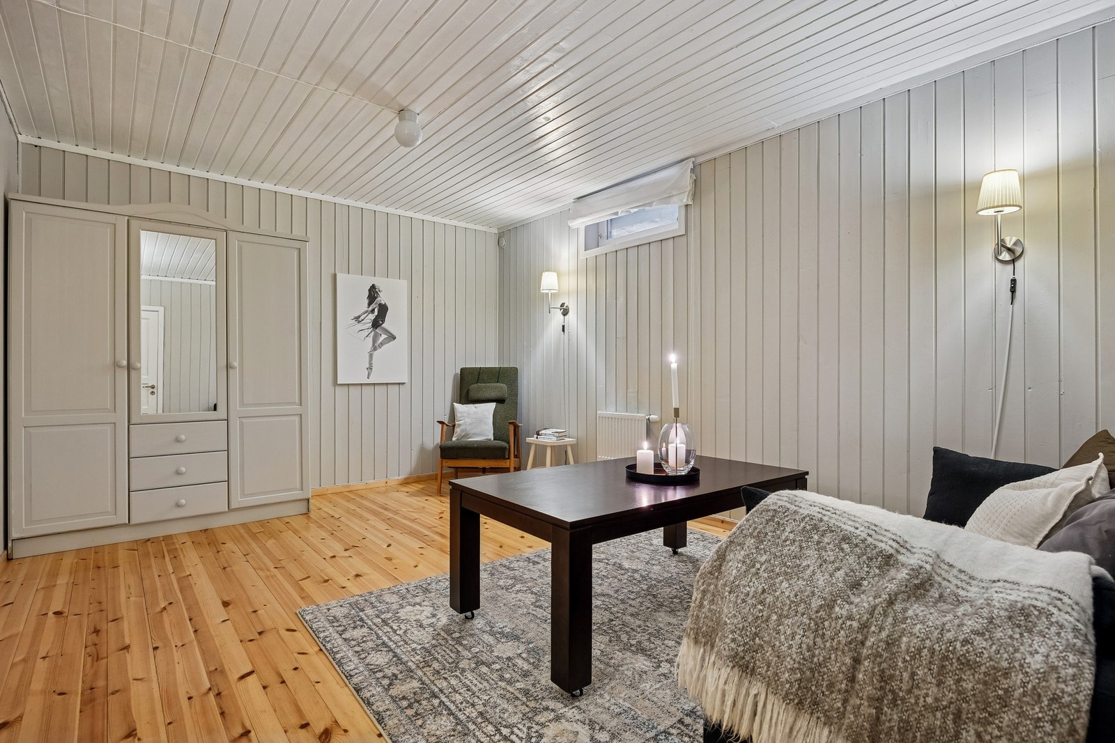 Ved spørsmål om boligen, kontakt megler på 94438038. Galleribilde