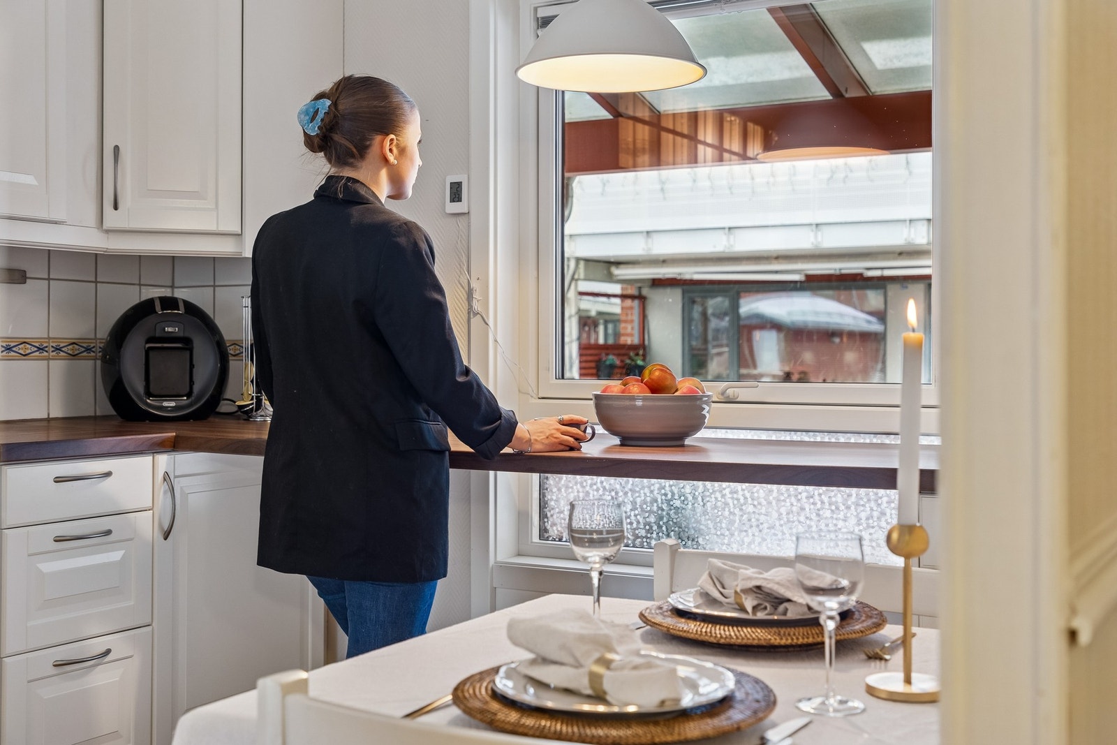 Kjøkkenet oppleves best på morgenen, når sola står og skinner. Galleribilde