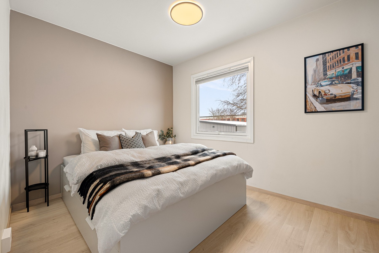 Stort og fint soverom på 11,5 kvm. Galleribilde