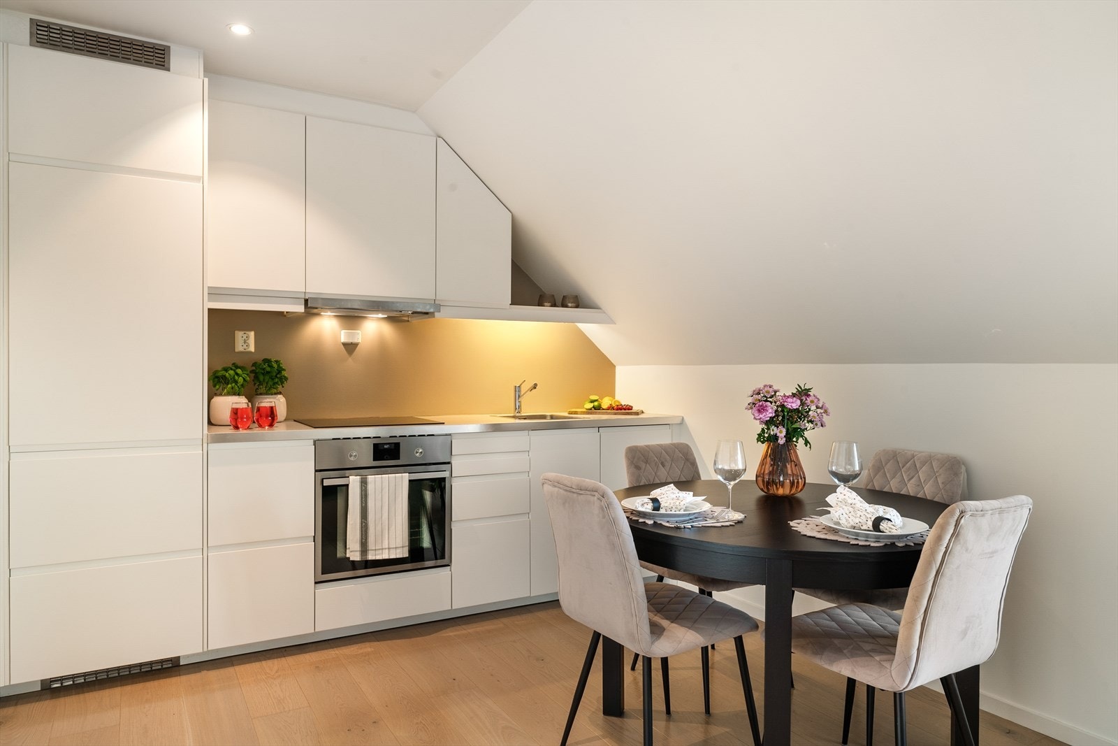 - Kjøkkenet er fra 2017 - Galleribilde