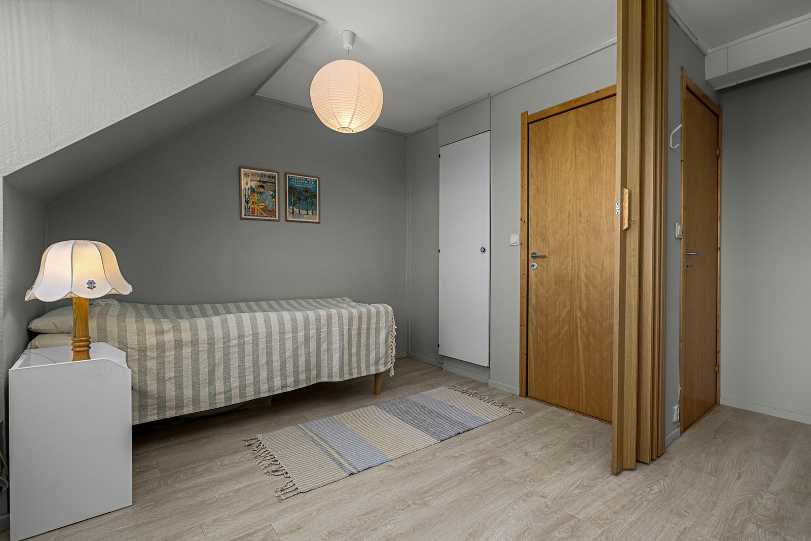 Du finner totalt 3 soverom i boligens 2. etasje. Galleribilde