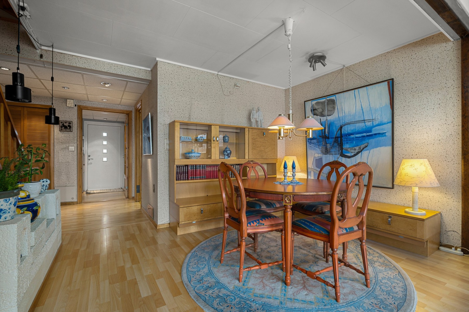 Spisestue. Galleribilde