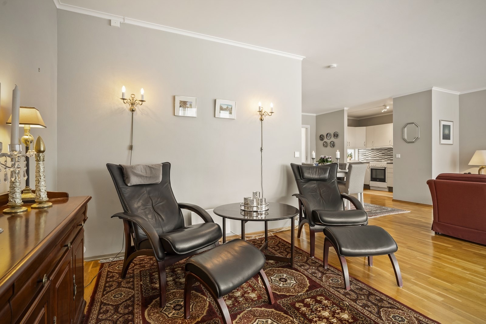 Stue (denne delen av stuen er opprinnelig tegnet inn som ett tredje soverom) Galleribilde