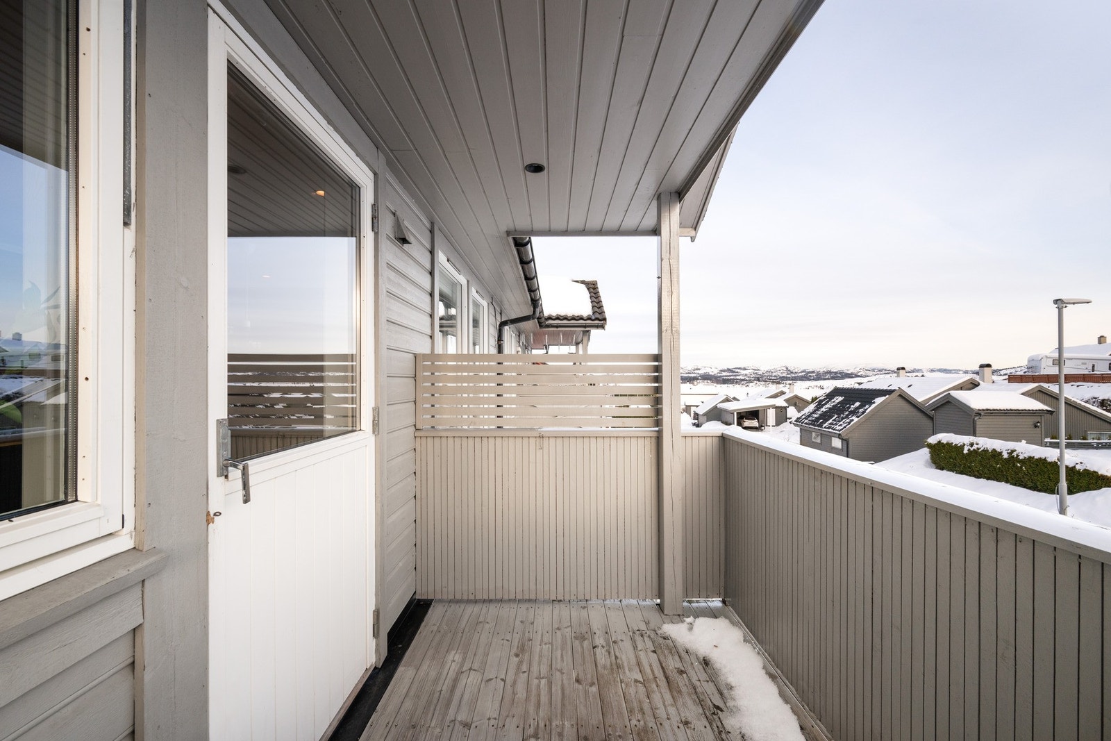 Utsikt mot Aksdalsvatnet Galleribilde