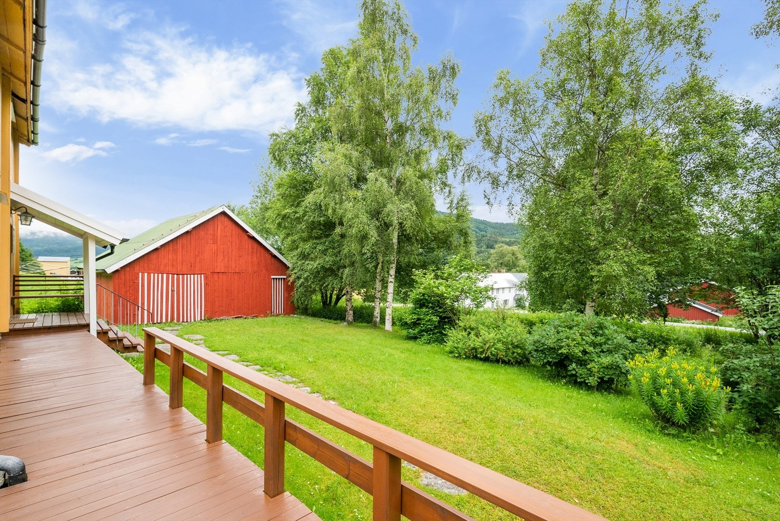 Uteboden er på hel 46 m² og byr på rikelig med lagringsplass. Galleribilde