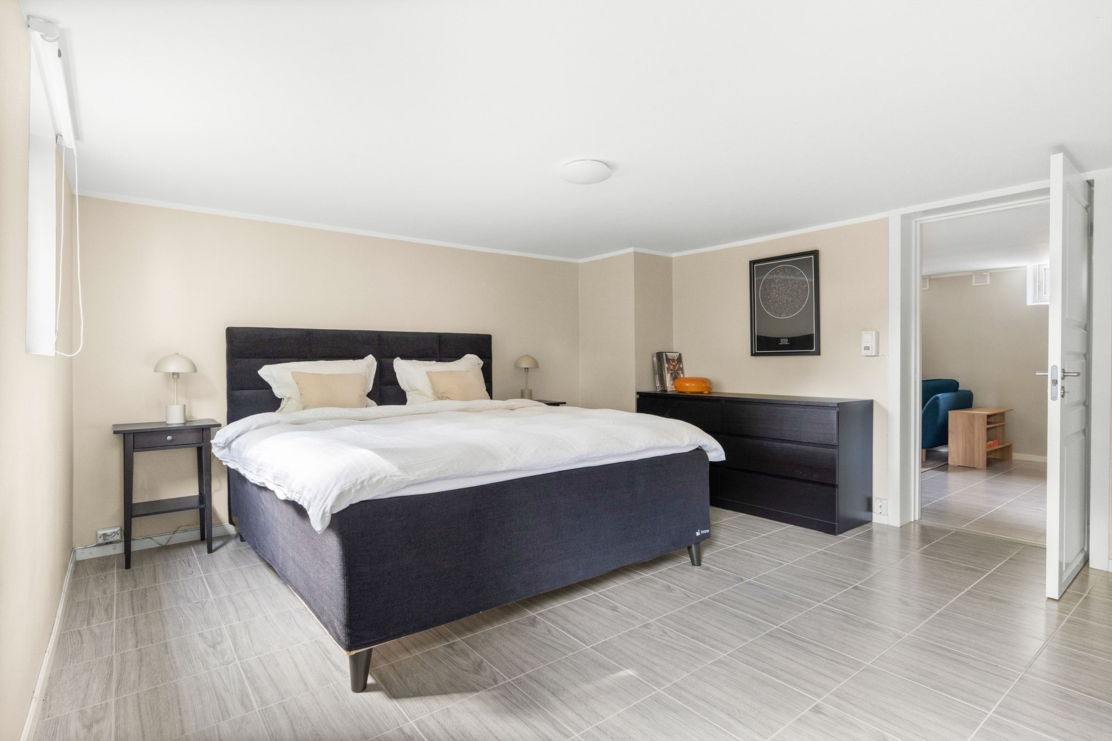 Innredet rom i kjeller er ikke godkjent til varig opphold Galleribilde