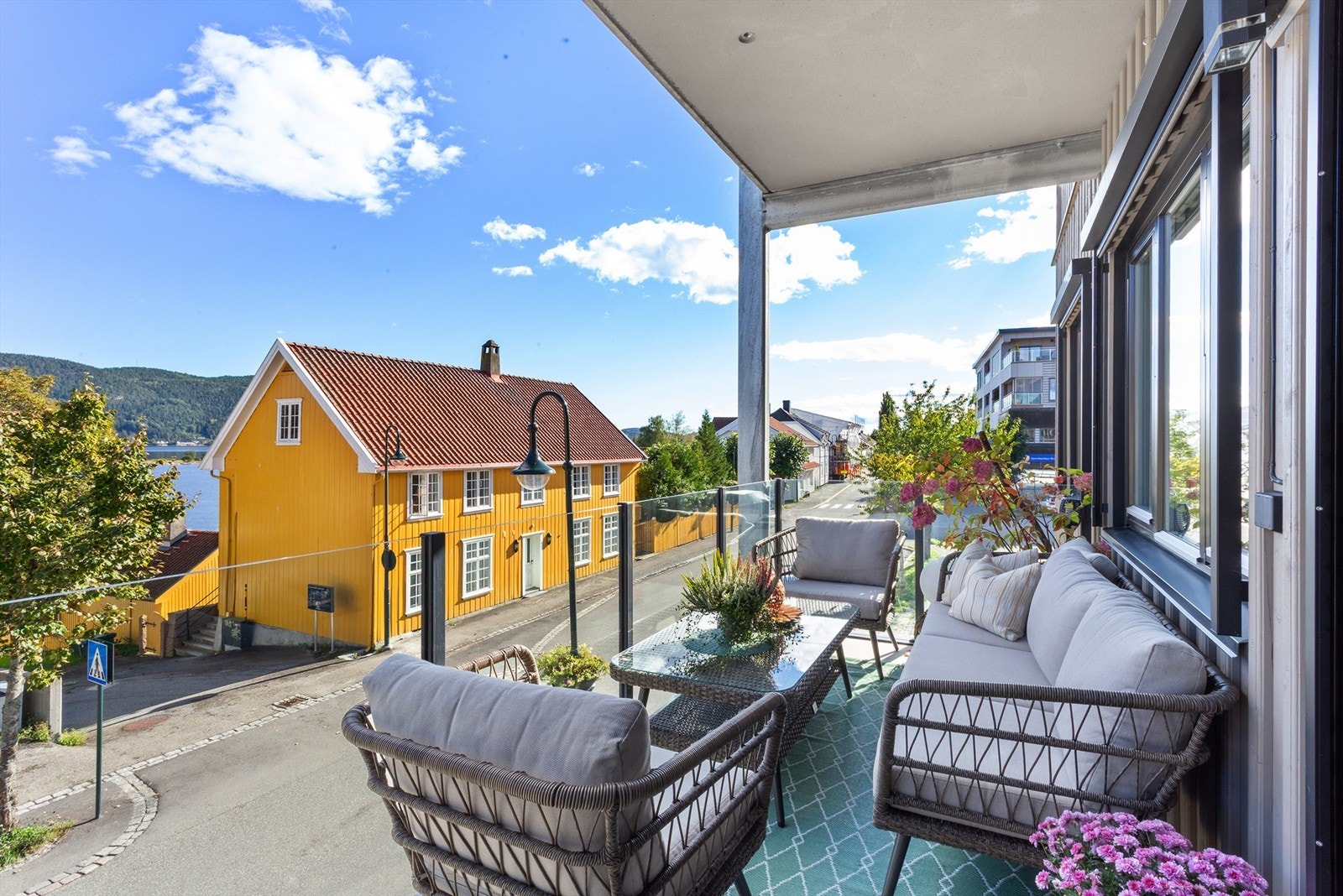 Moderne og lekker 4-roms eierleilighet i enden av 2. etasje Galleribilde