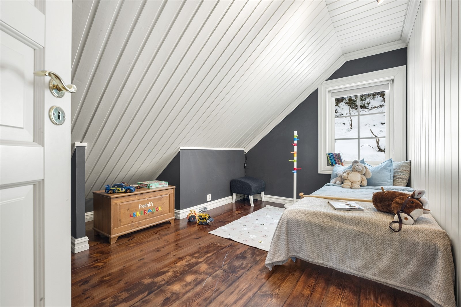 Soverom 2 i 2. etasje. Galleribilde